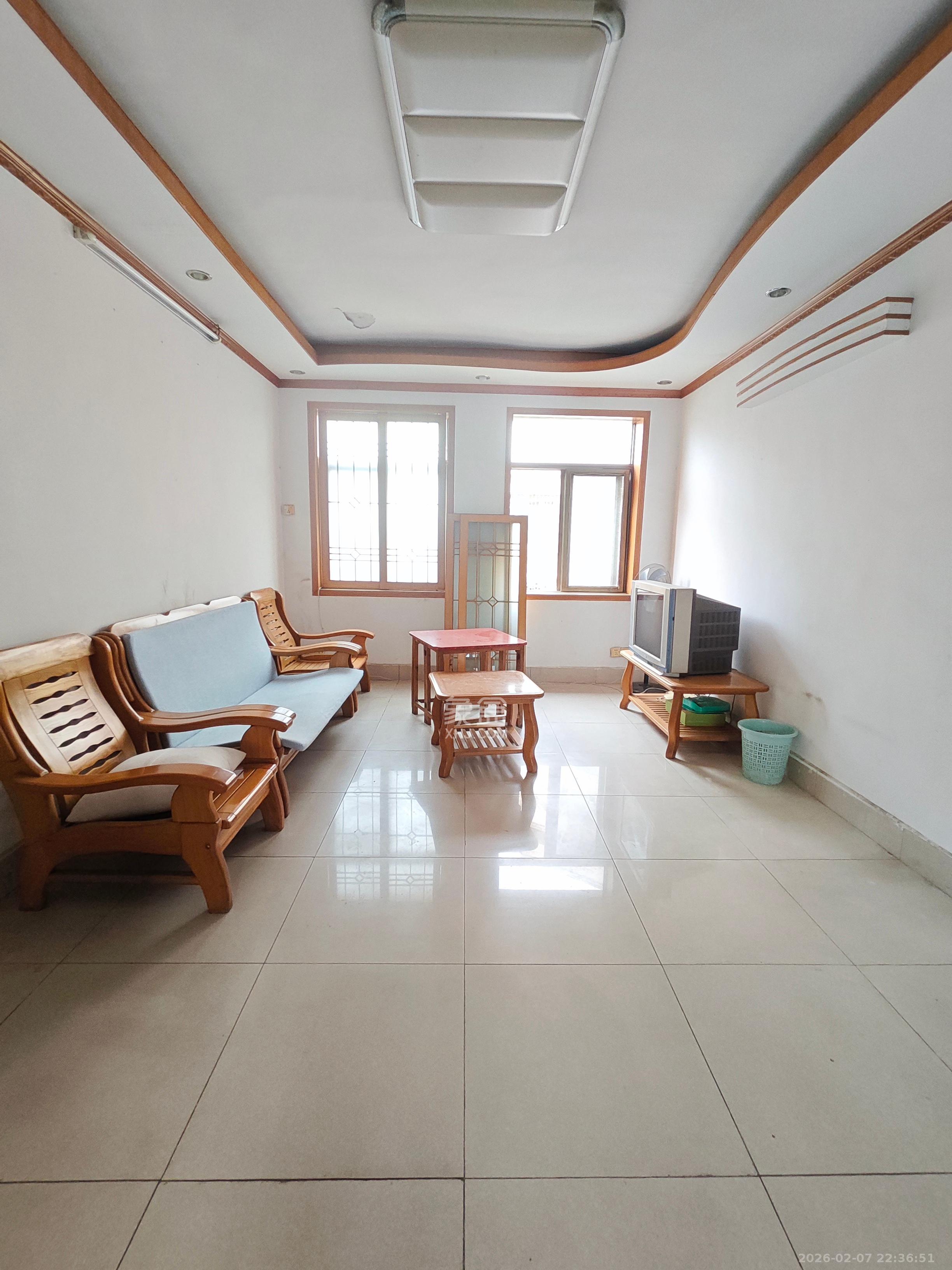 雨花大厦（云海大厦）  1室0厅0卫    1600.0元/月