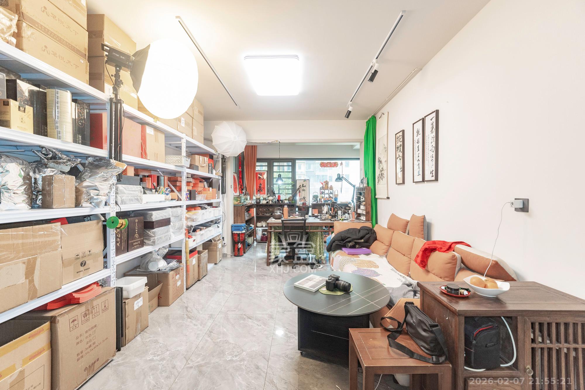 日盛湖湘花苑  3室2厅1卫    77.0万