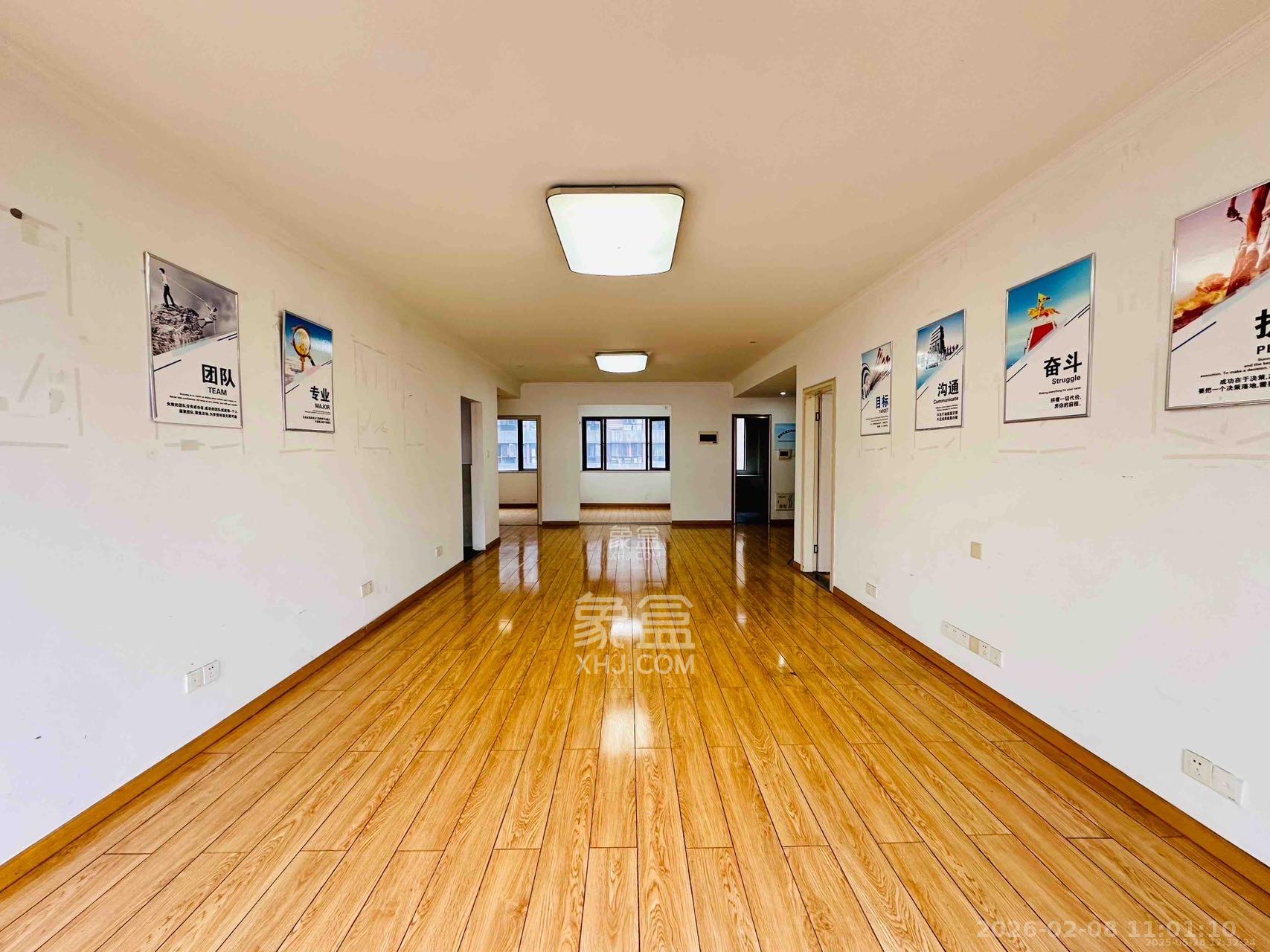 中惠锦堂  4室2厅2卫    3700.0元/月