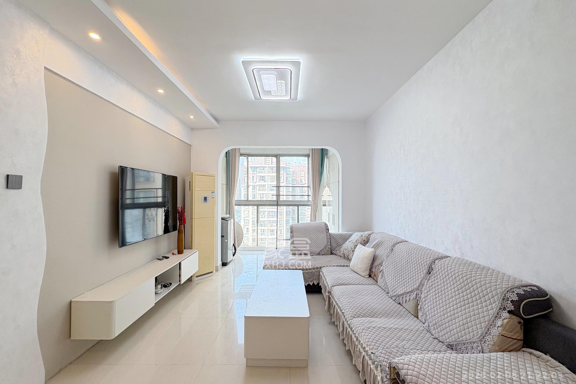 银港水晶城  2室2厅1卫    68.0万