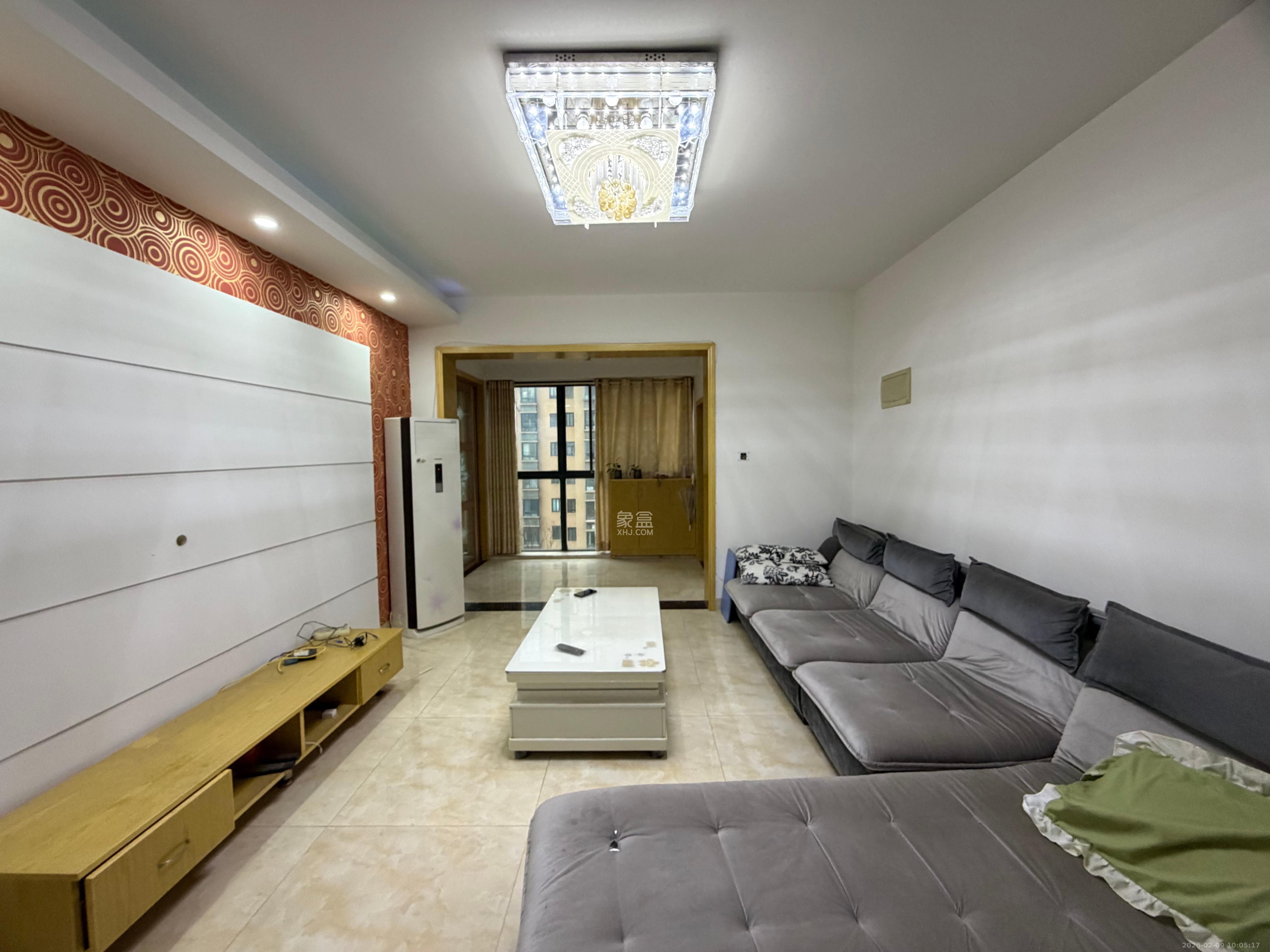 星城荣域  3室2厅1卫    3000.0元/月