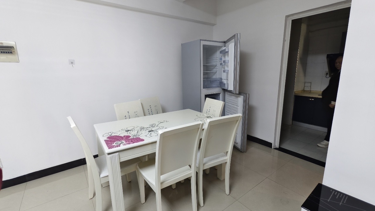 滨江财富中心  2室2厅1卫    29.8万