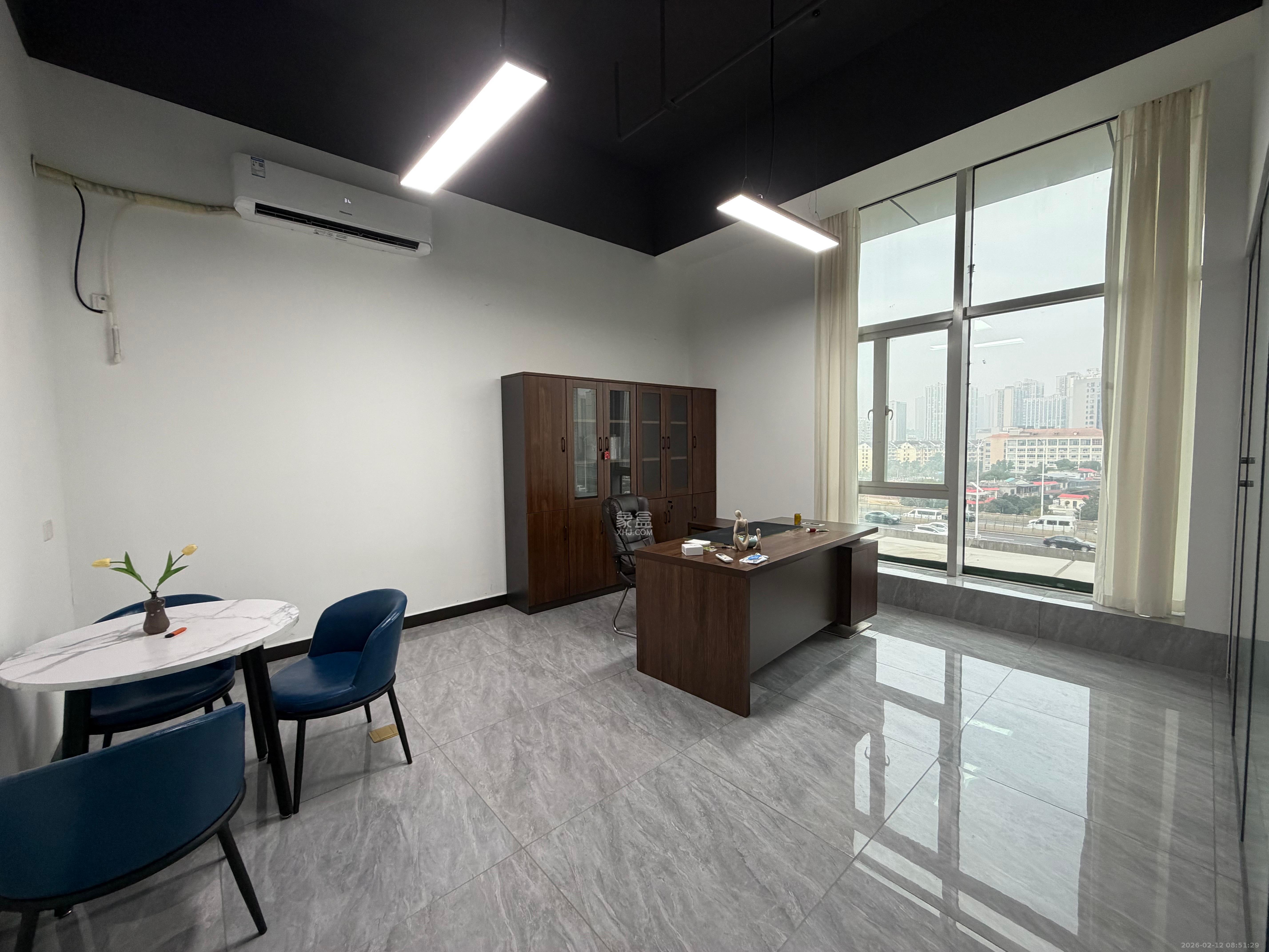 恒大誉府（融誉商业中心）   123.0㎡      6000.0元/月室内图