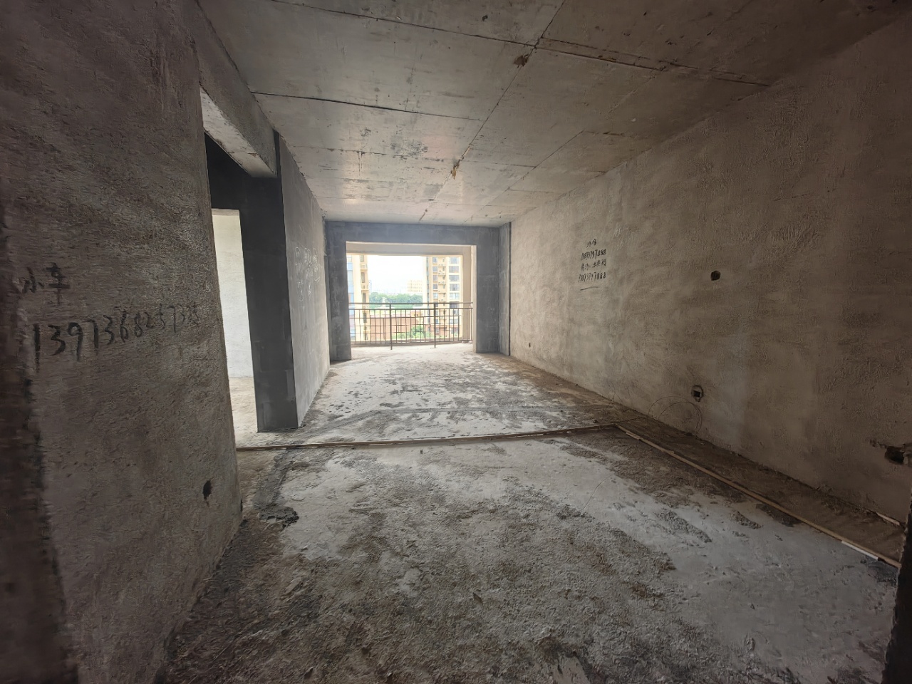 大汉资江城  3室2厅1卫    48.8万