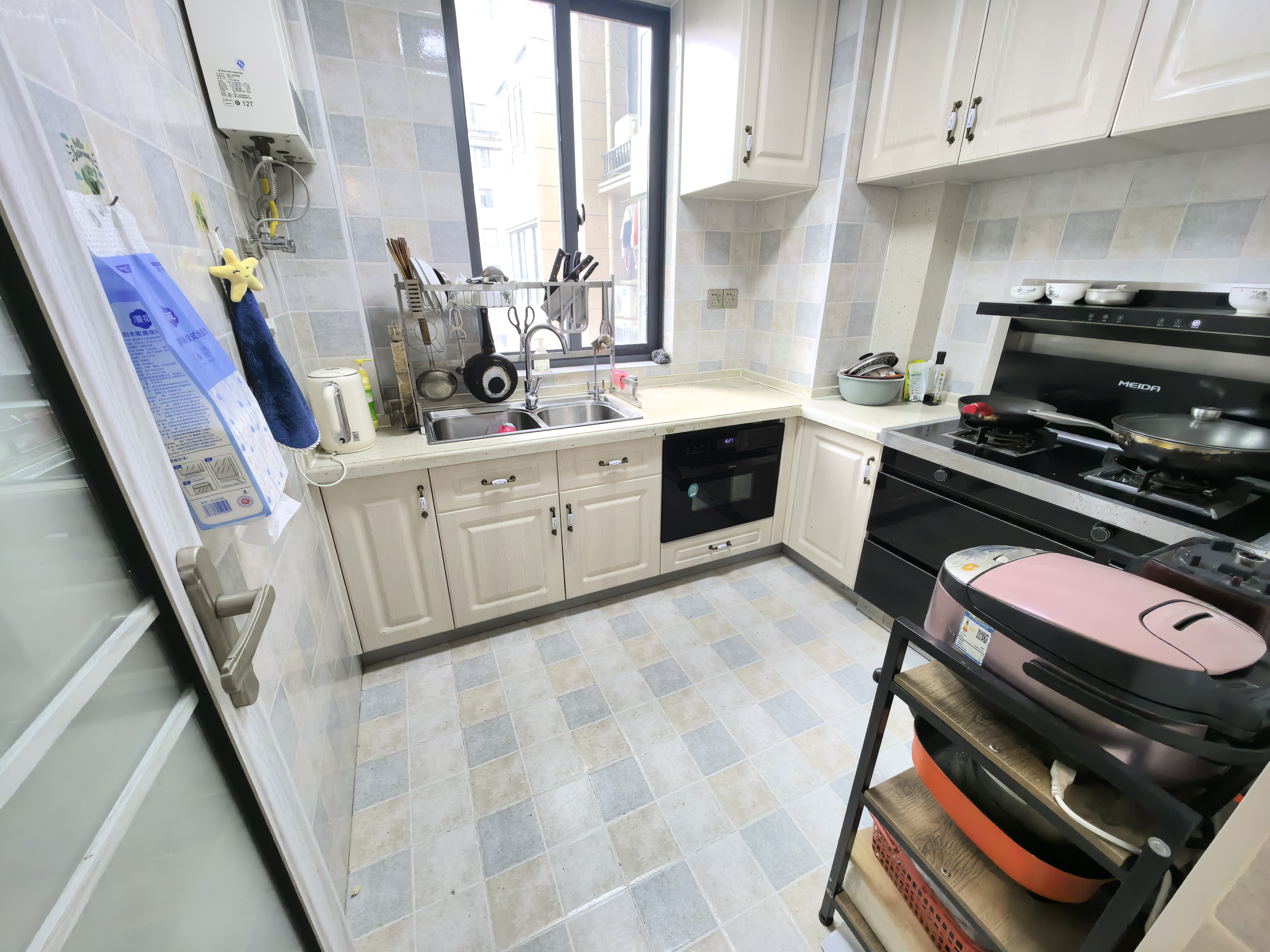 时代新城(翰林府) 3室2厅2卫 56.0万 时代新城(翰林府) 3室2厅2卫 56.0万室内图