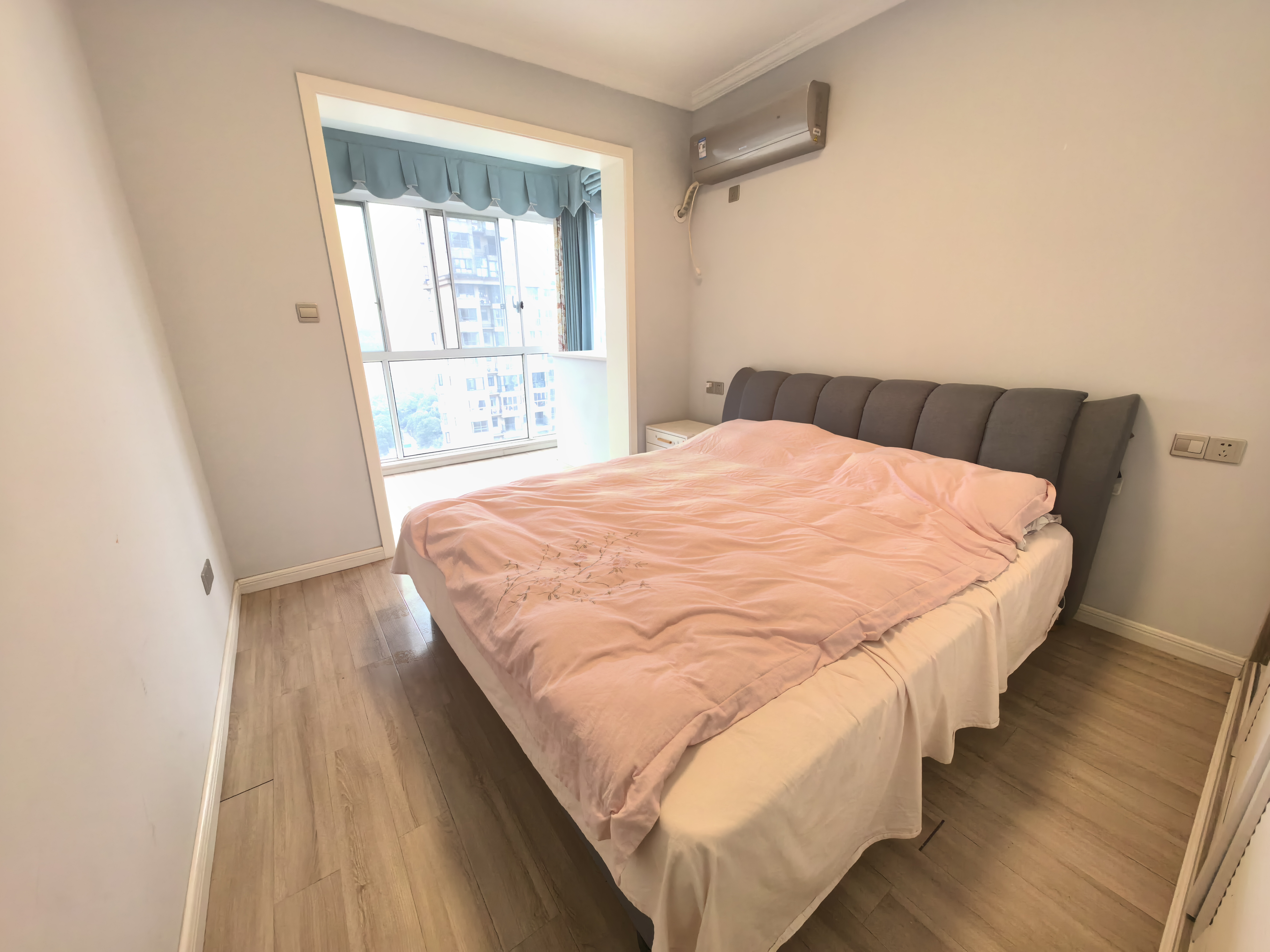 时代新城(翰林府) 3室2厅2卫 56.0万 时代新城(翰林府) 3室2厅2卫 56.0万室内图