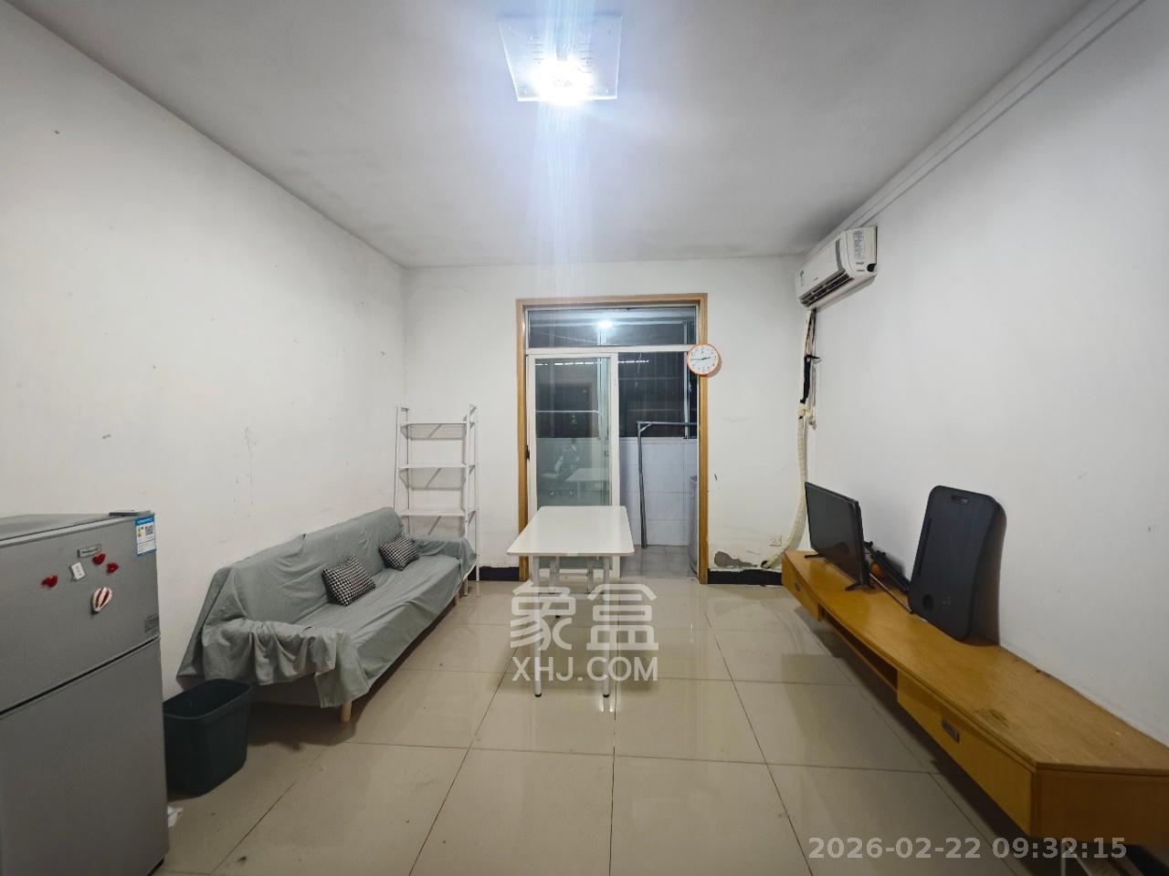 润芳园  1室1厅1卫    1500.0元/月