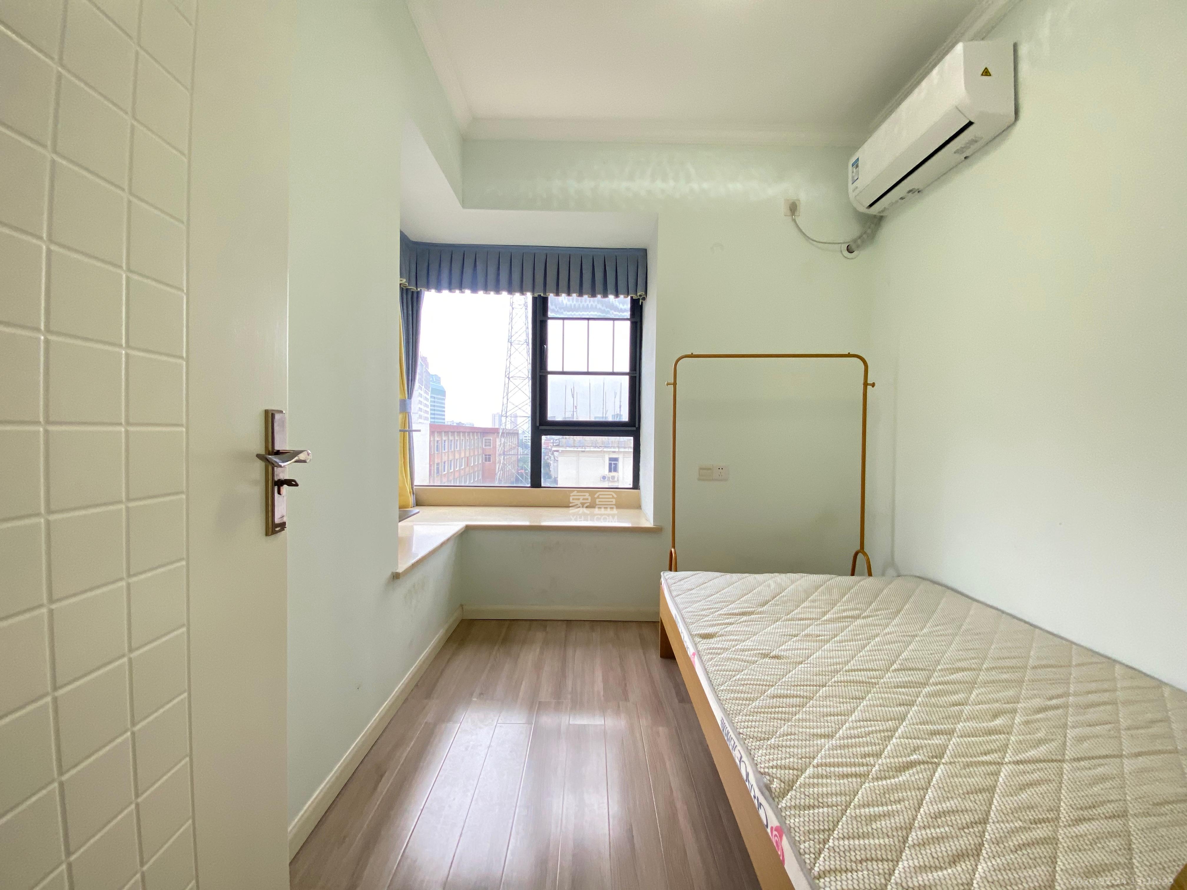 建发中央公园(建发美地) 3室2厅1卫 3500.0元/月 建发中央公园(建发美地) 3室2厅1卫 3500.0元/月室内图