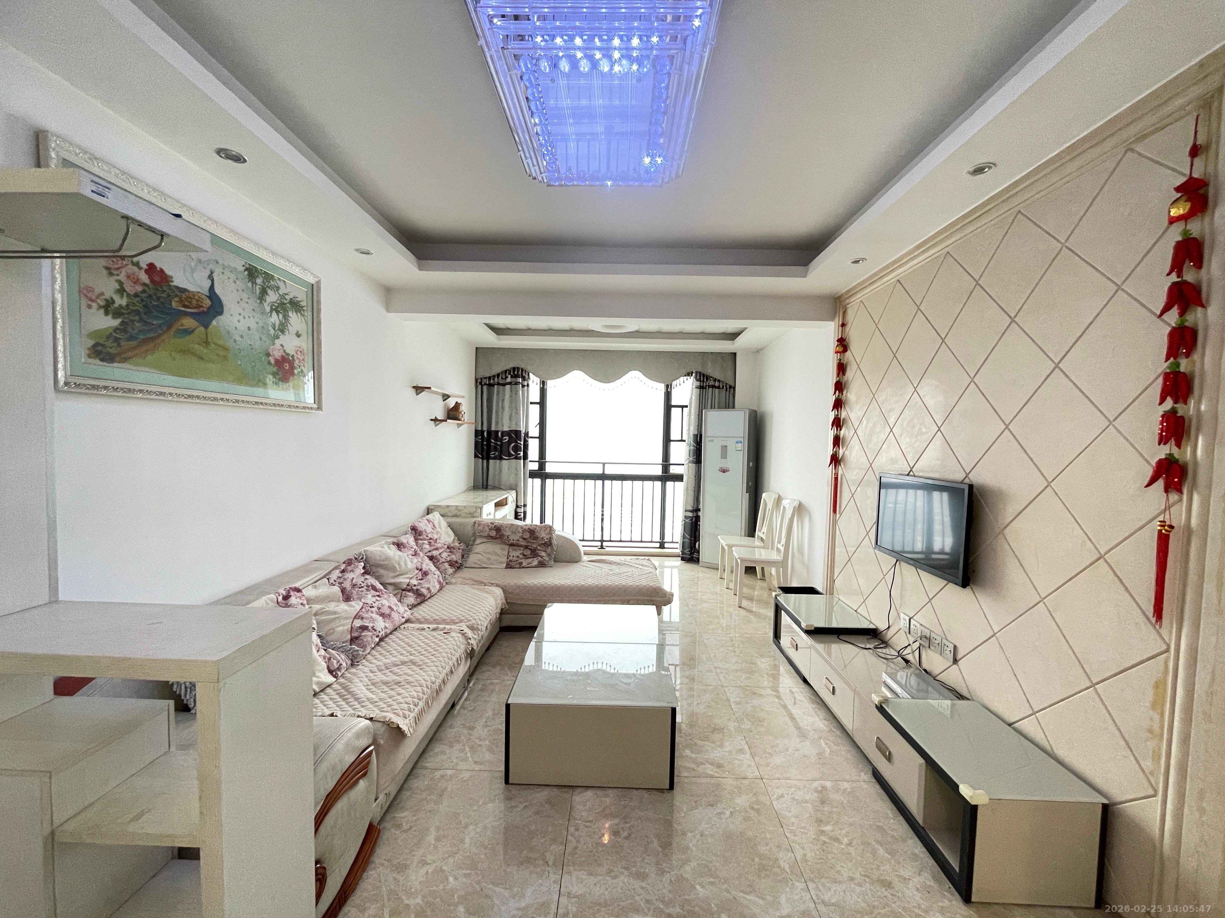 地华梅溪湖畔  2室0厅0卫    2200.0元/月