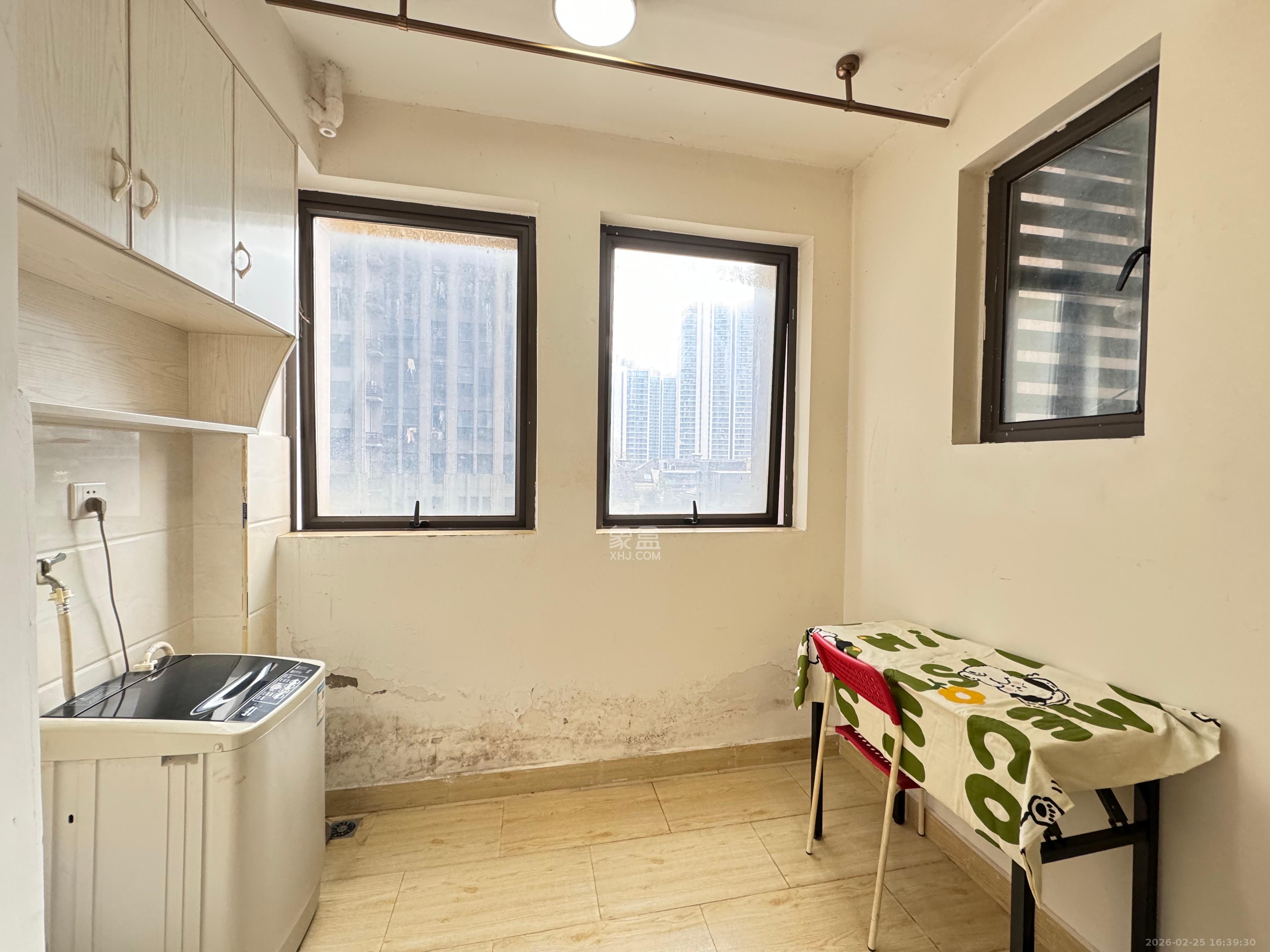 旭辉御府   41.54㎡      1300.0元/月室内图