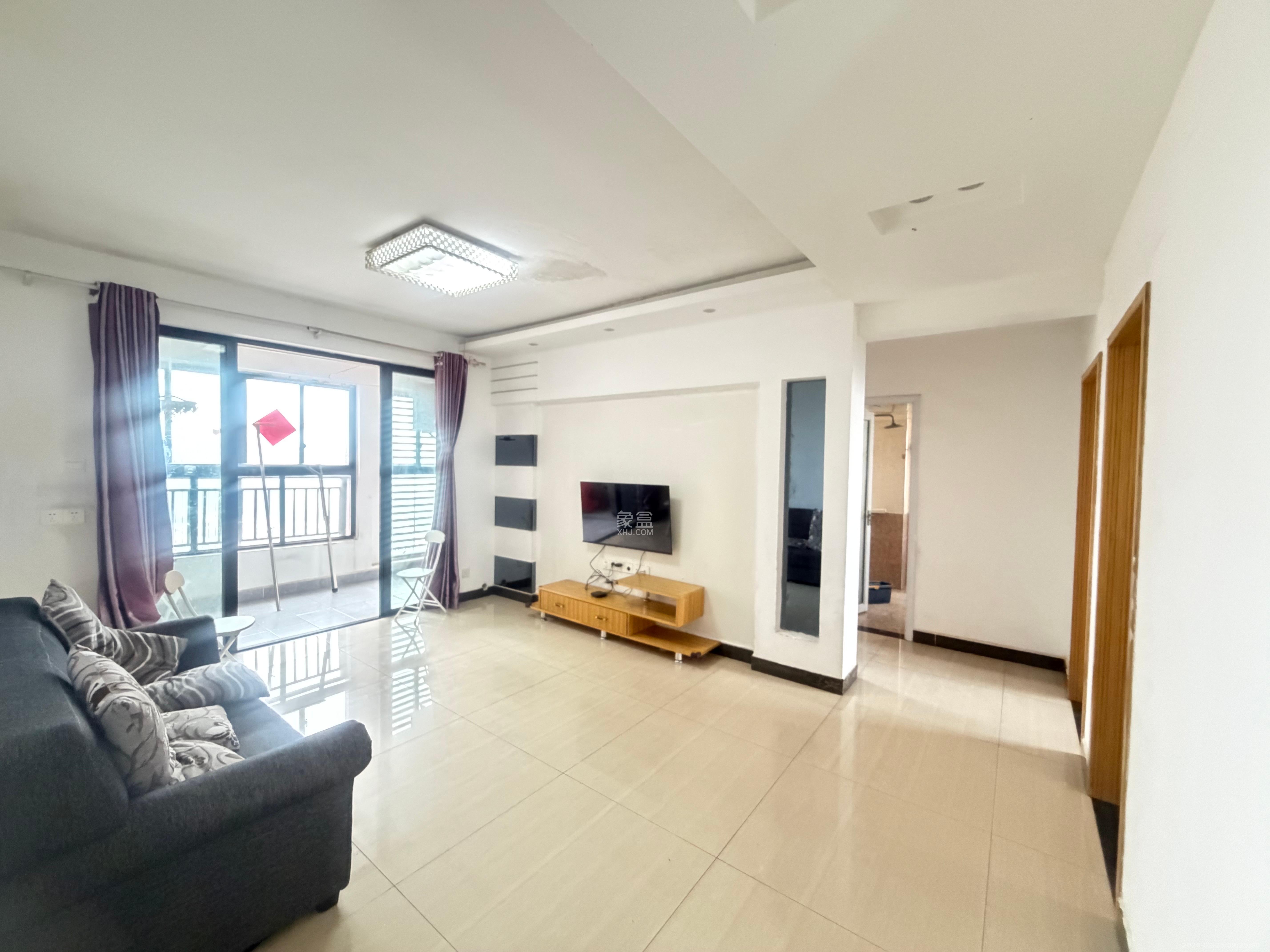 新城国际花都  3室2厅1卫    1600.0元/月