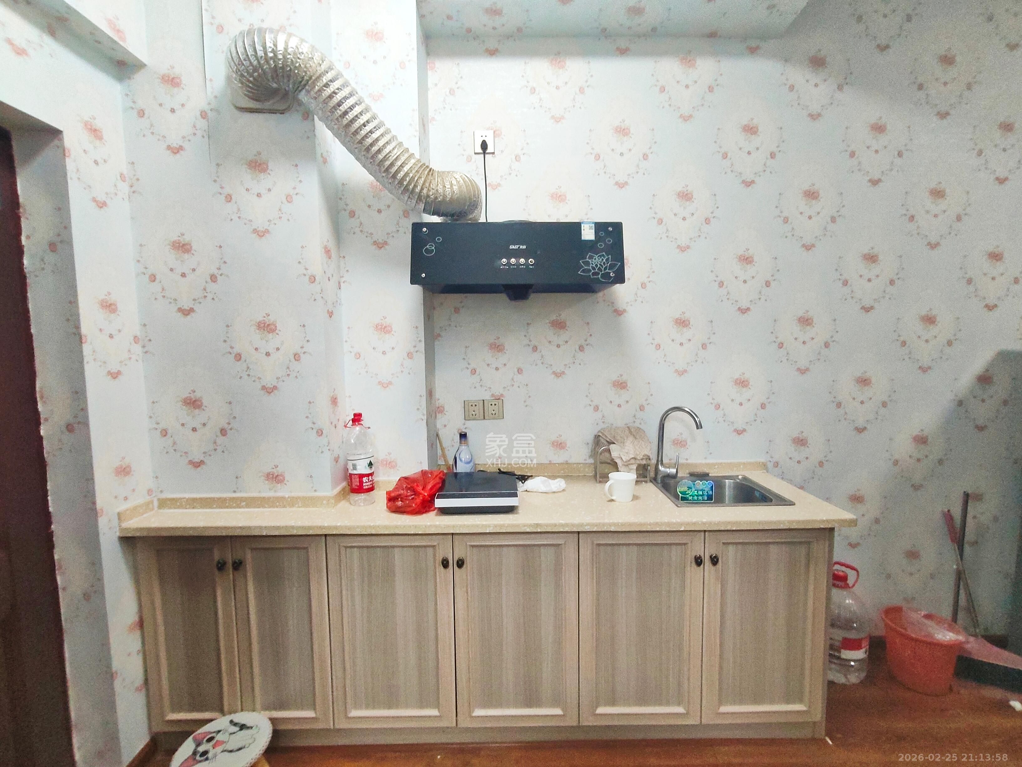 荣泰广场   50.0㎡      1300.0元/月室内图