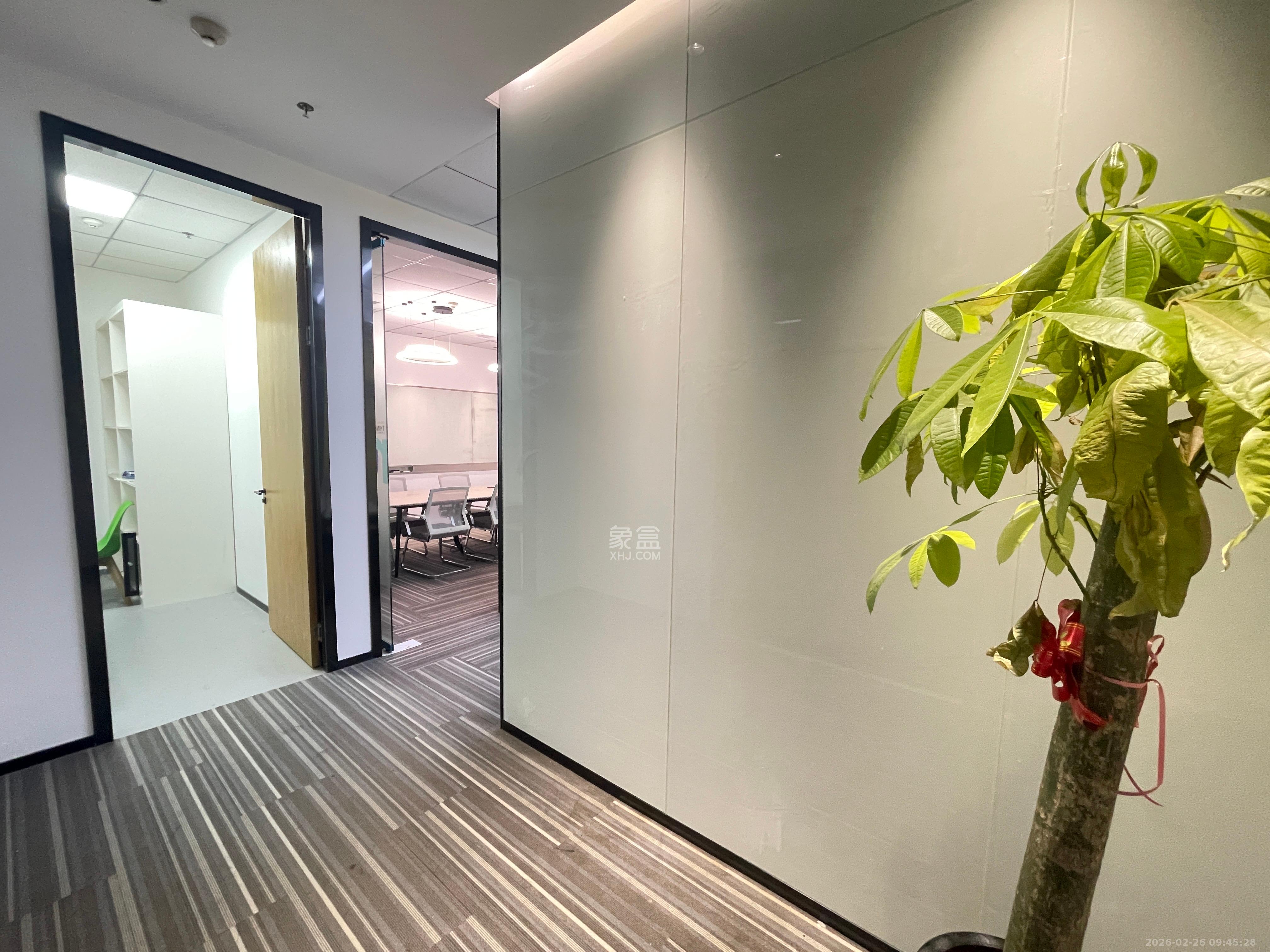 保利国际广场   327.0㎡      15000.0元/月室内图