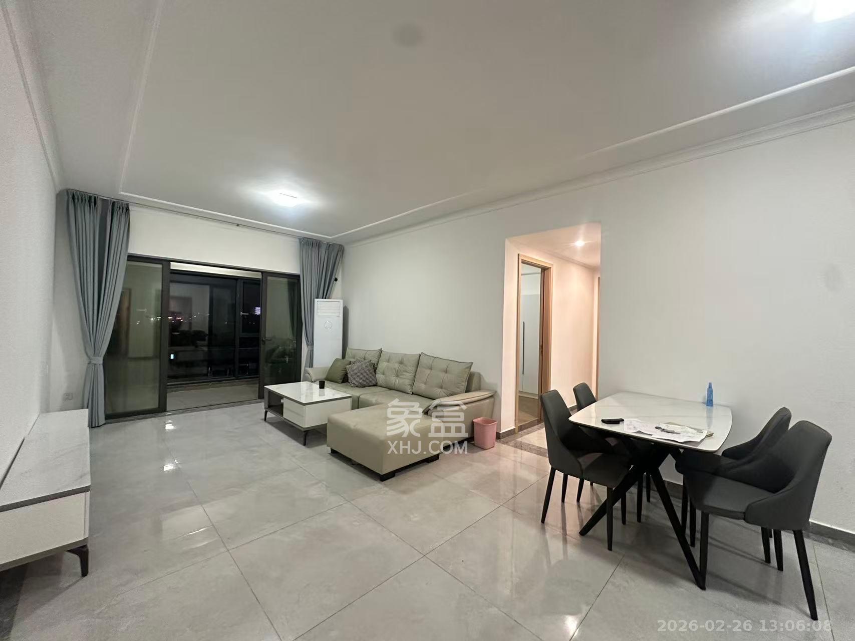 富力芙蓉新天地  3室1厅2卫    3300.0元/月