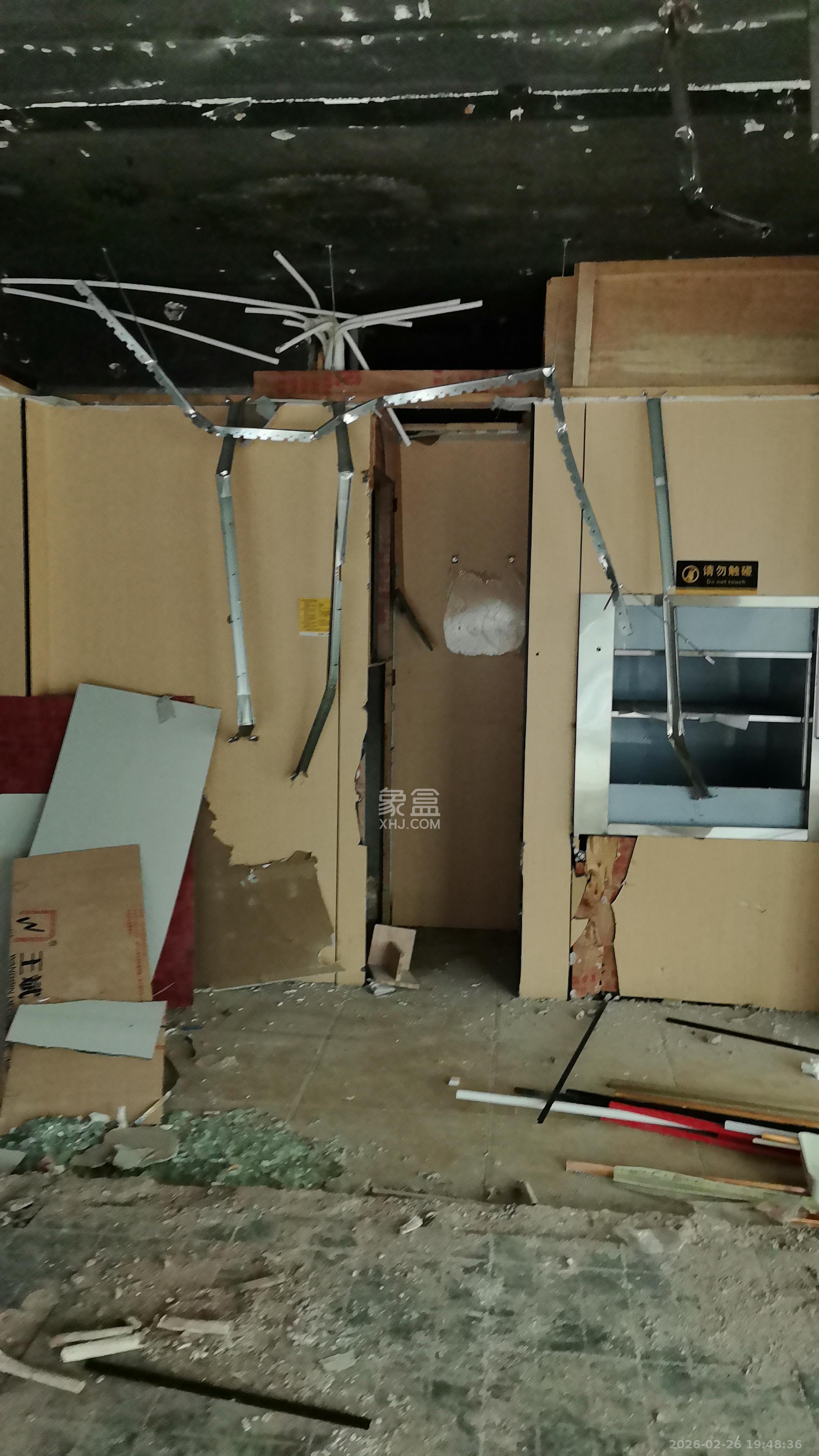 中南汽车世界   24.0㎡      700.0元/月室内图