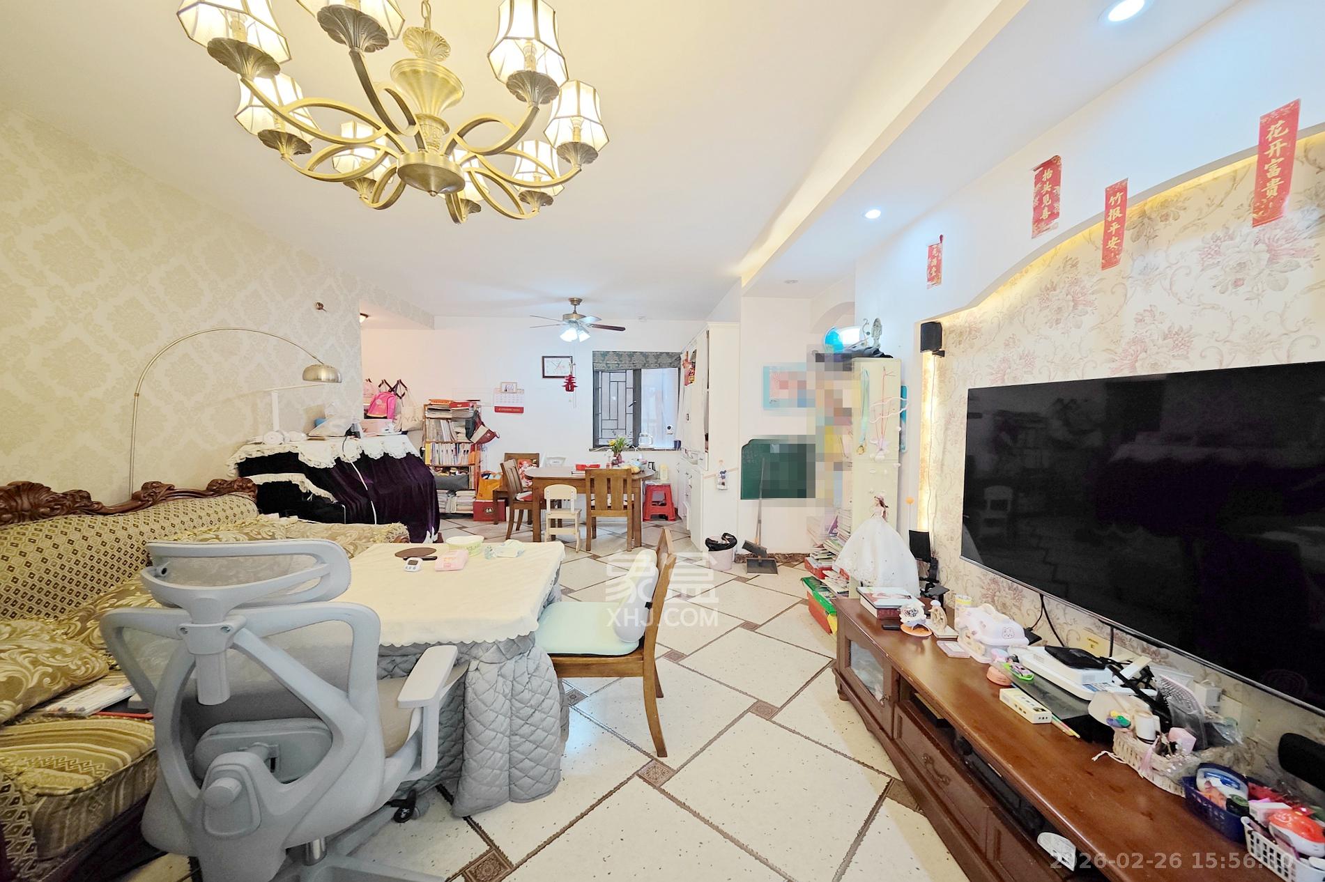 万博汇  3室2厅1卫    168.0万