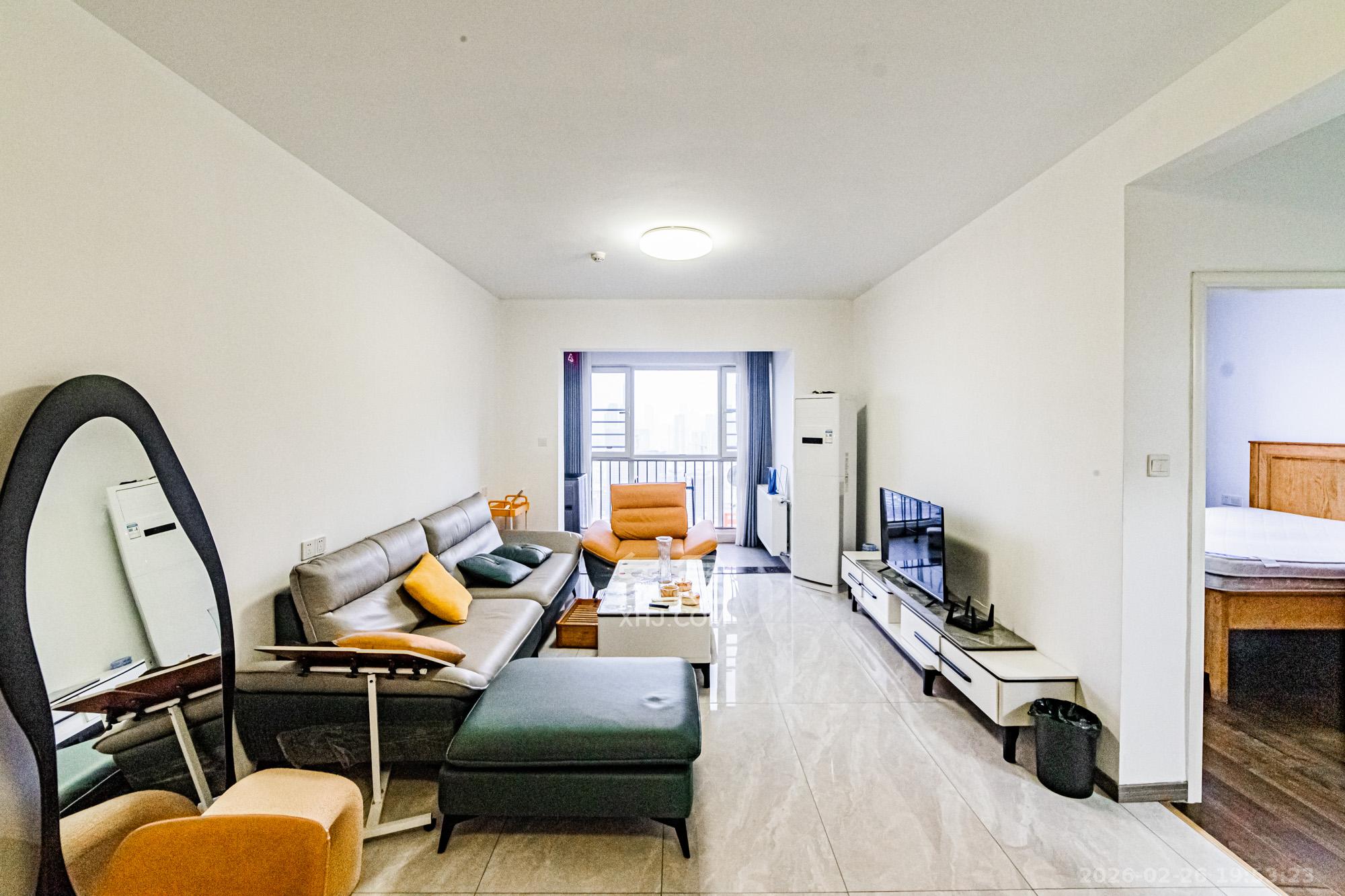 北辰三角洲E6区  3室2厅1卫    110.0万