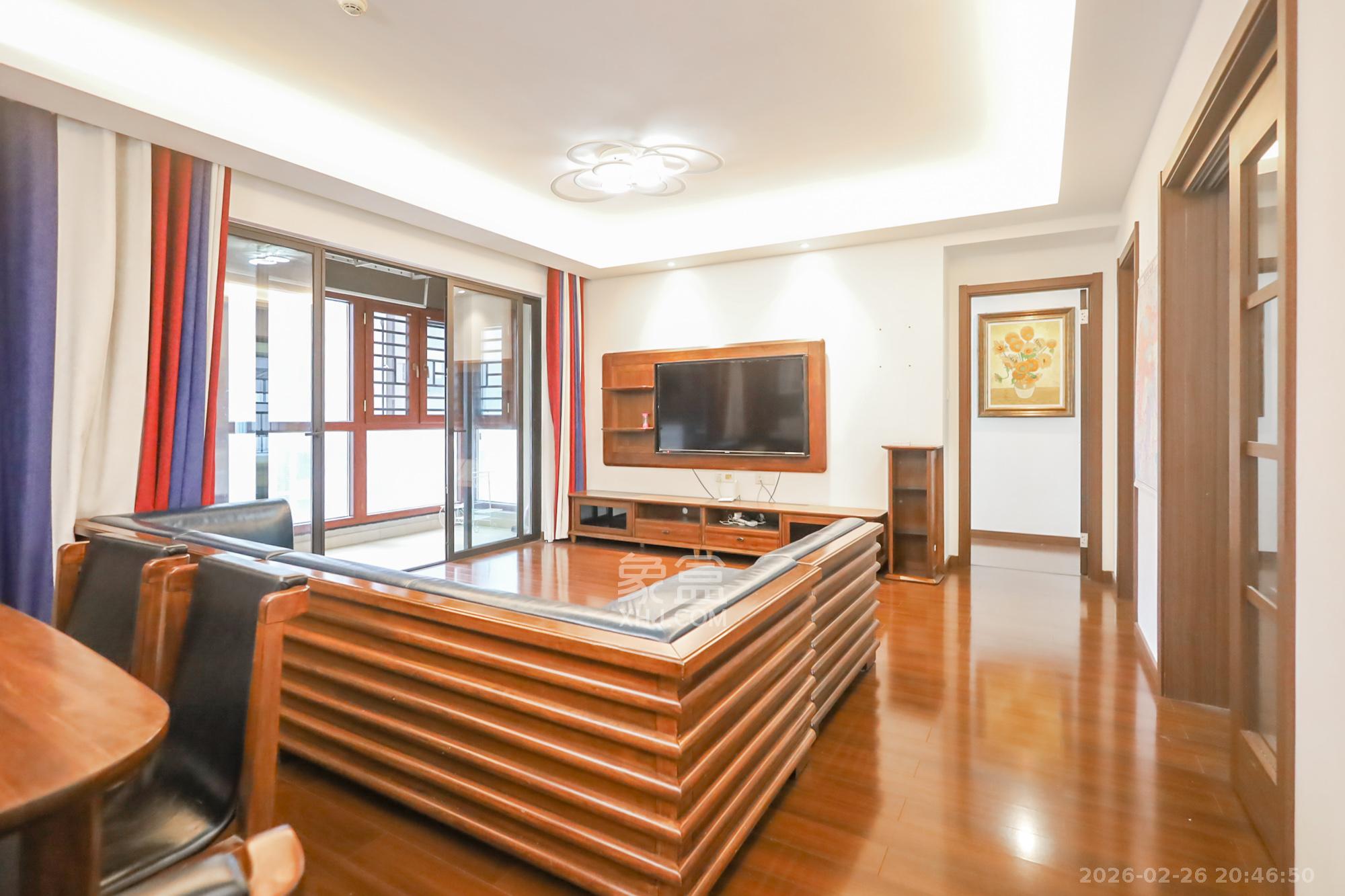 万科里金域国际