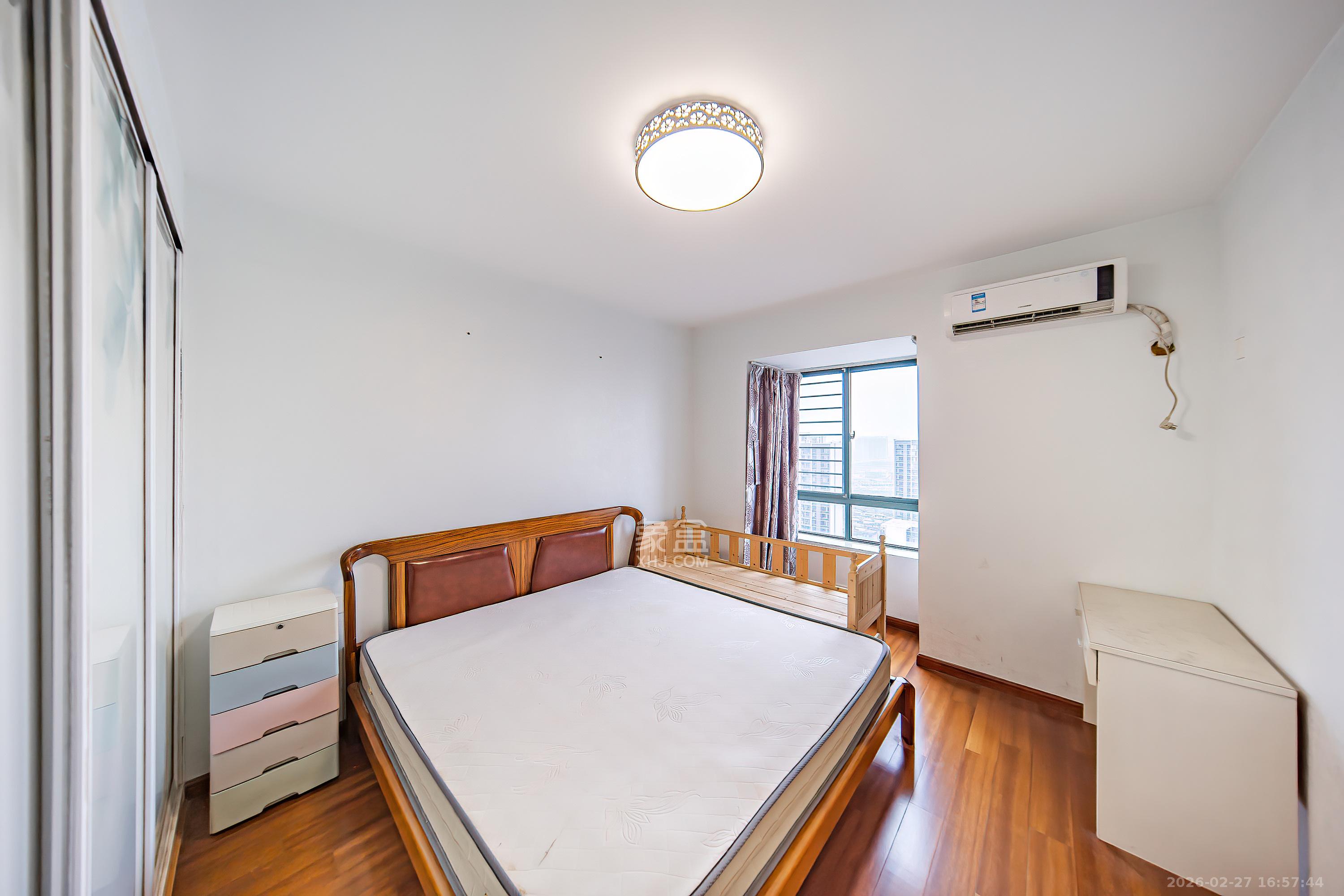 才子佳苑一期/二期 3室2厅1卫 70.0万 才子佳苑一期/二期 3室2厅1卫 70.0万卧室