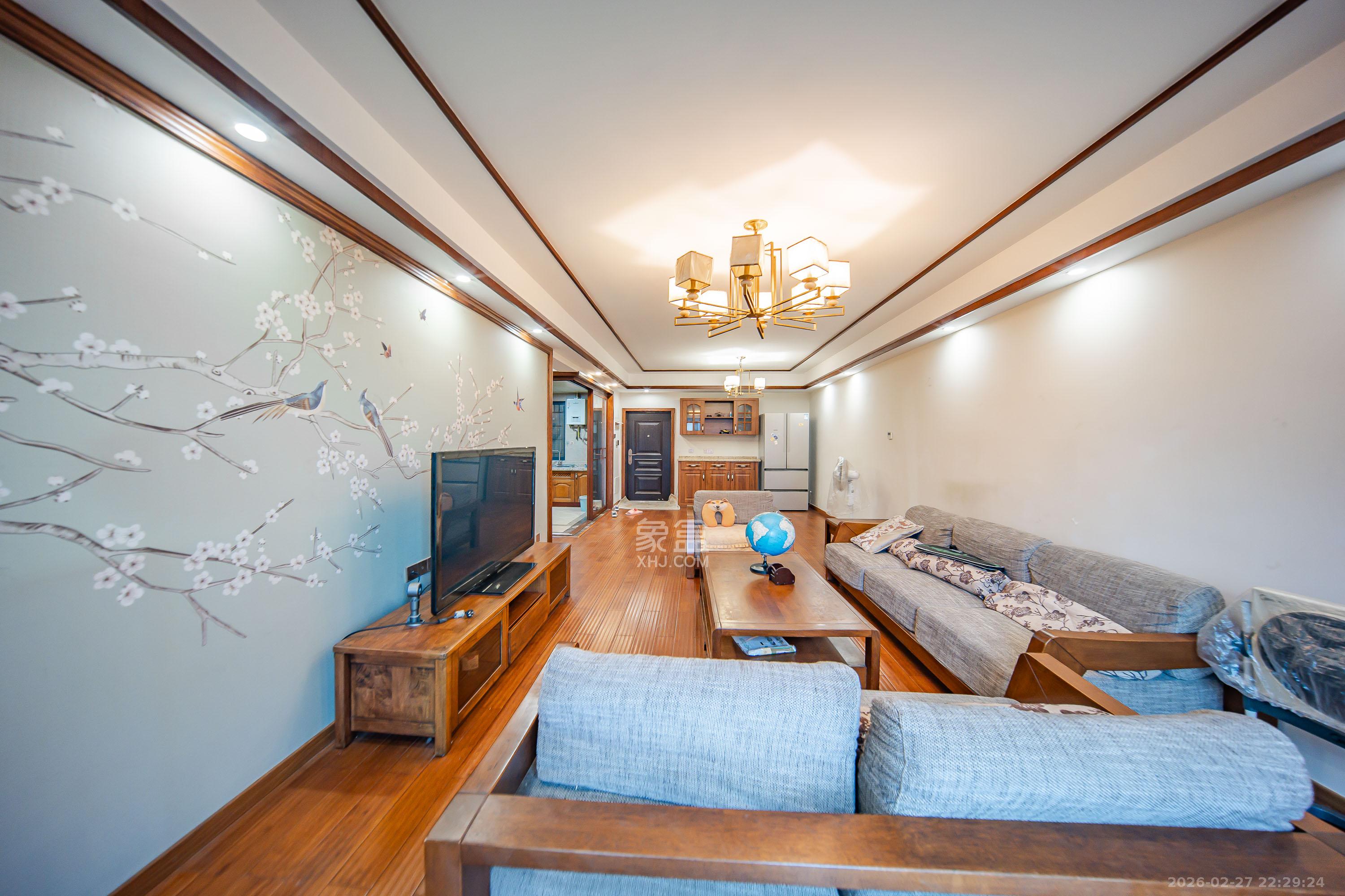 兰亭湾畔  3室2厅2卫    125.0万