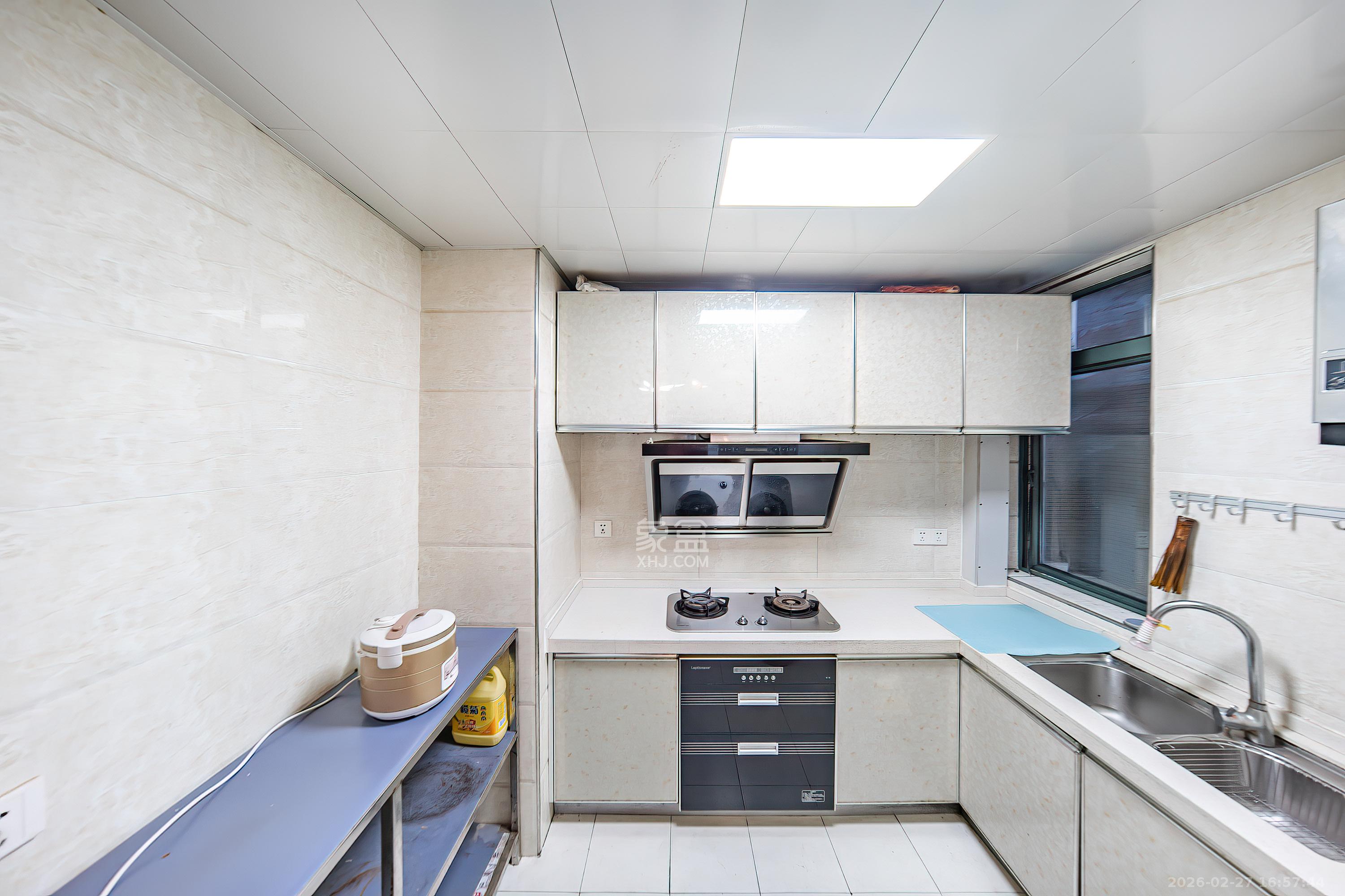 才子佳苑一期/二期 3室2厅1卫 70.0万 才子佳苑一期/二期 3室2厅1卫 70.0万厨房