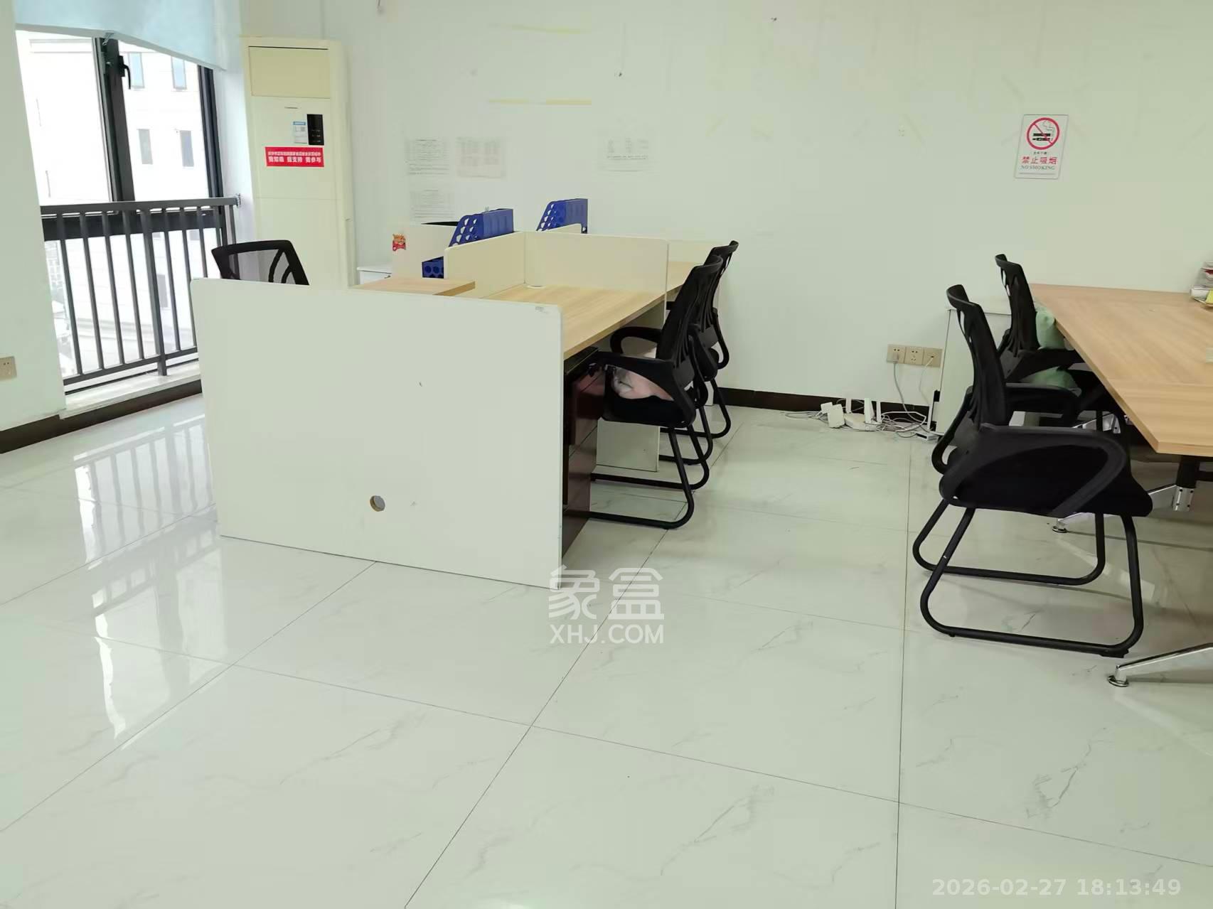 荣泰广场   108.0㎡      3000.0元/月室内图