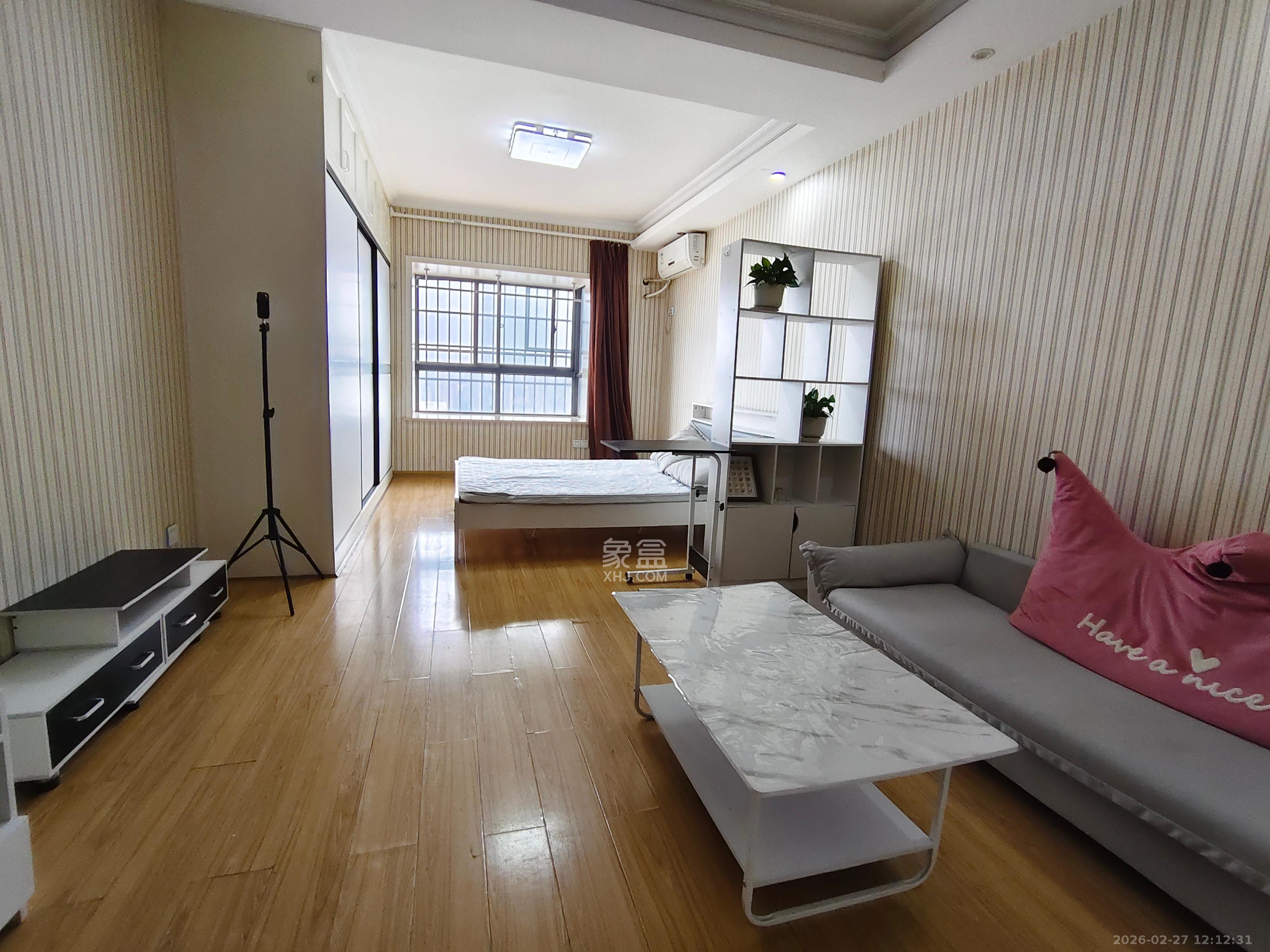 曙光领峰（曙光家园）  1室1厅1卫    1500.0元/月