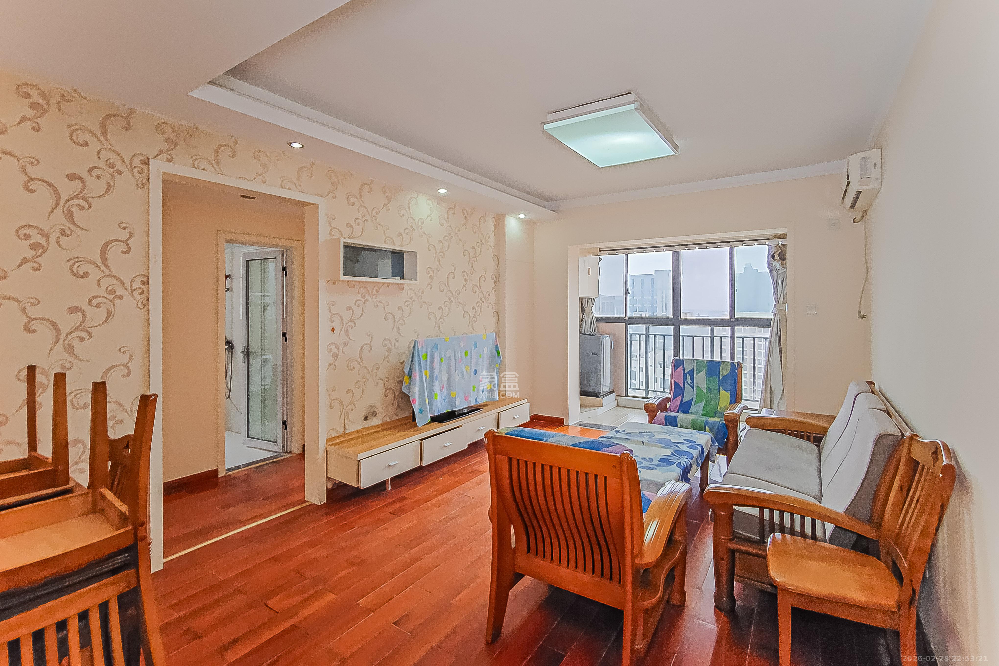 童话里  2室2厅1卫    56.0万