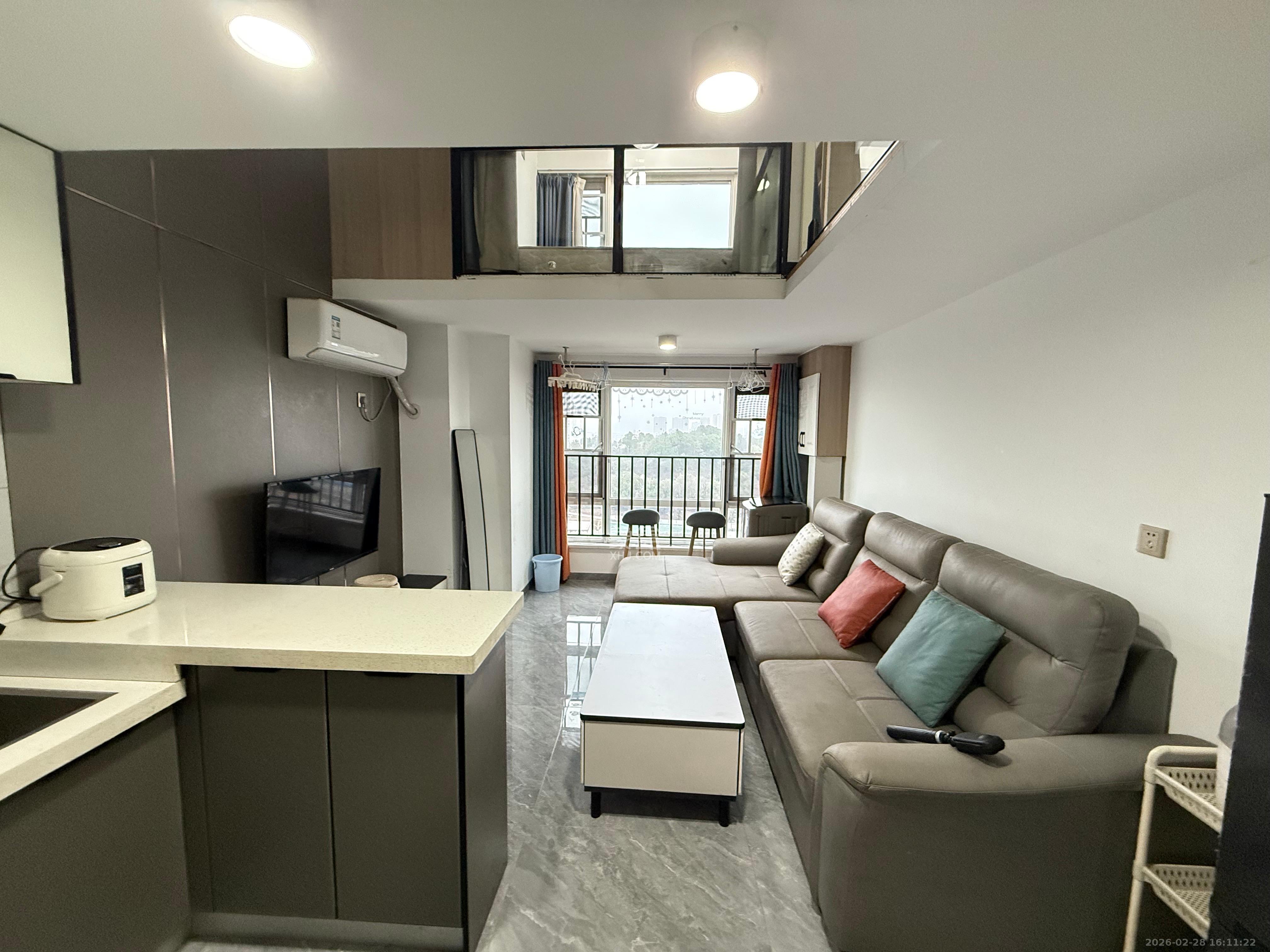 金地铂悦  2室1厅1卫    1600.0元/月