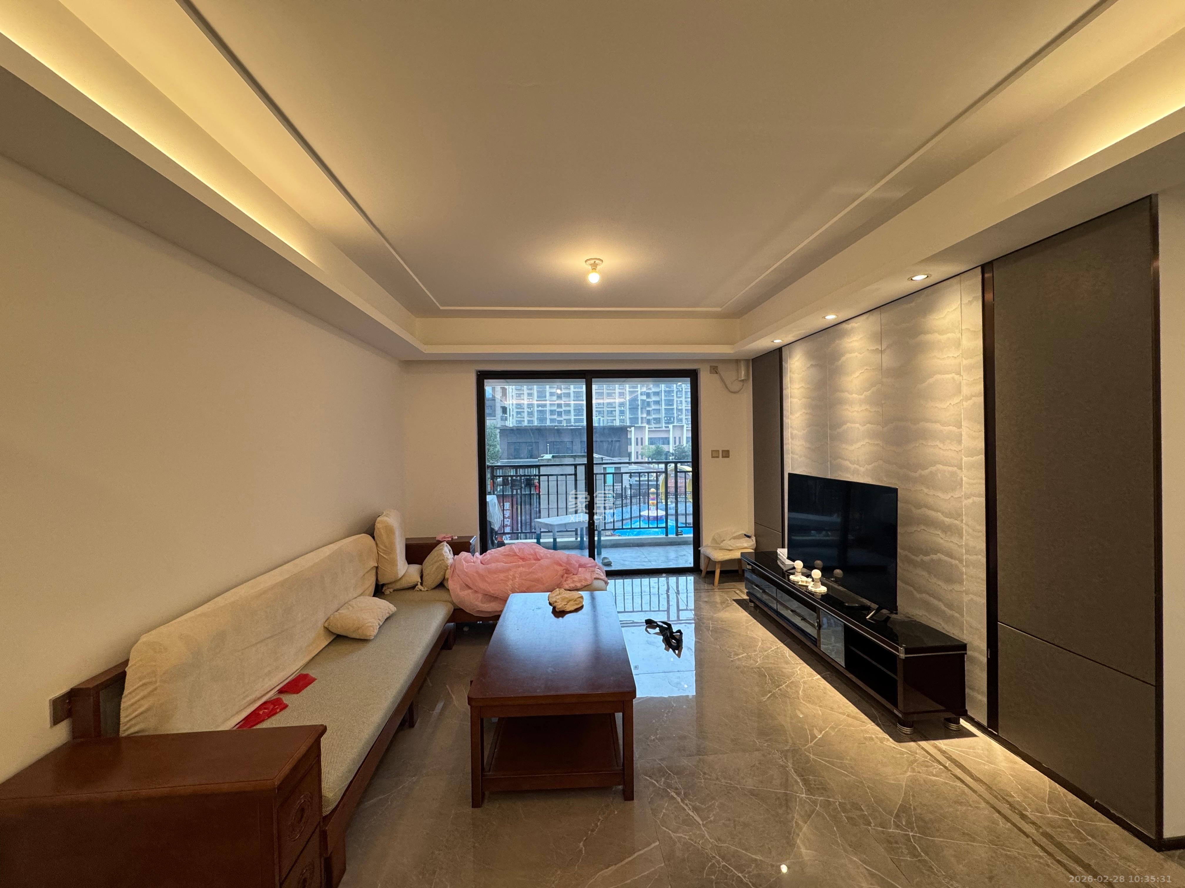 金茂建发泊悦  3室2厅2卫    3400.0元/月