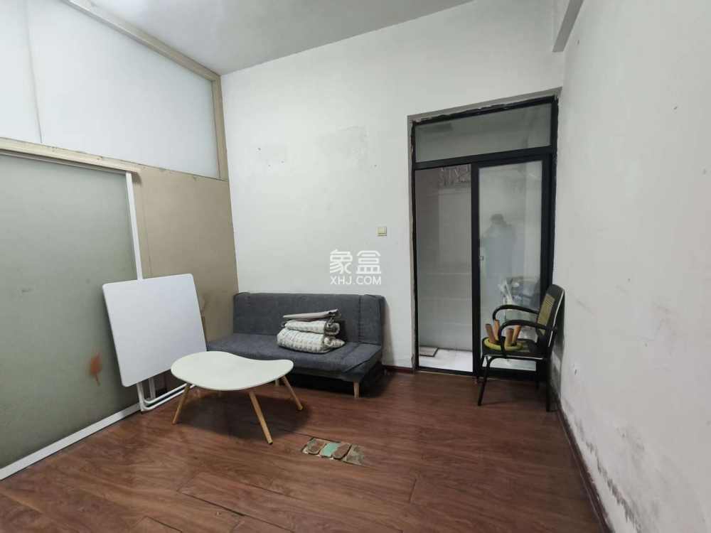 慈善大厦  1室0厅0卫    12.8万