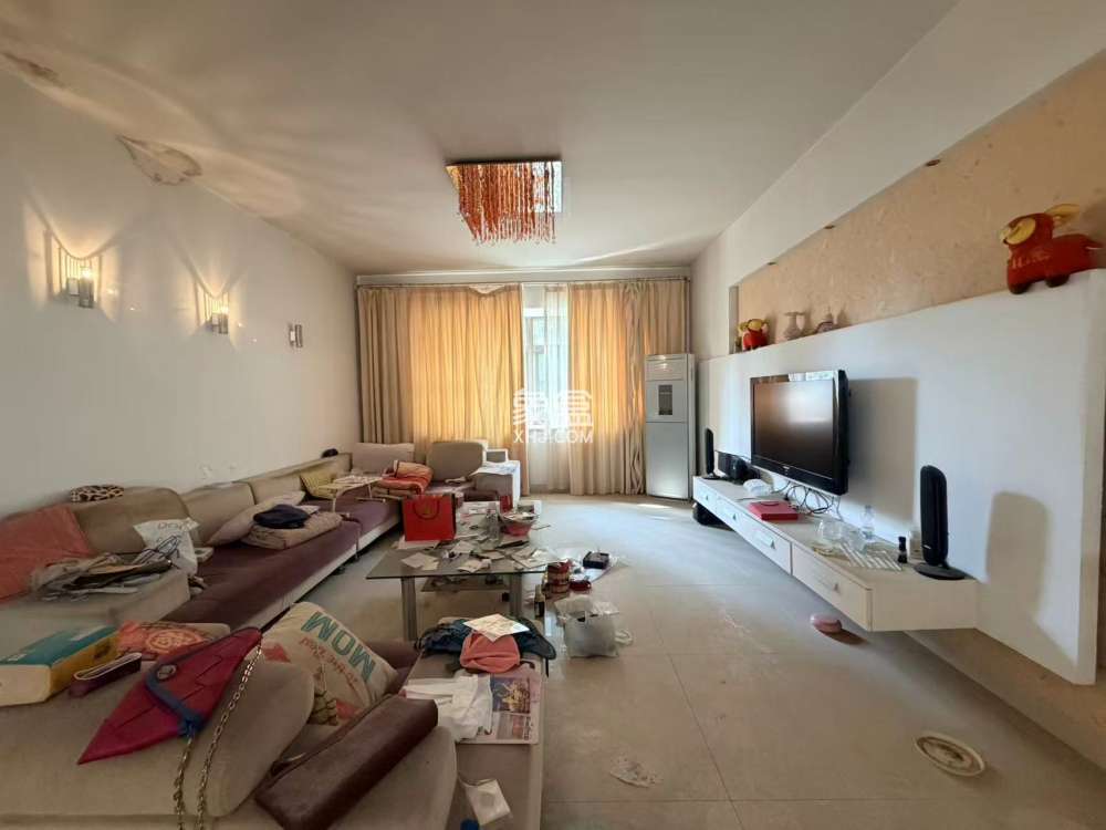 欣佳花园  4室2厅2卫    65.0万