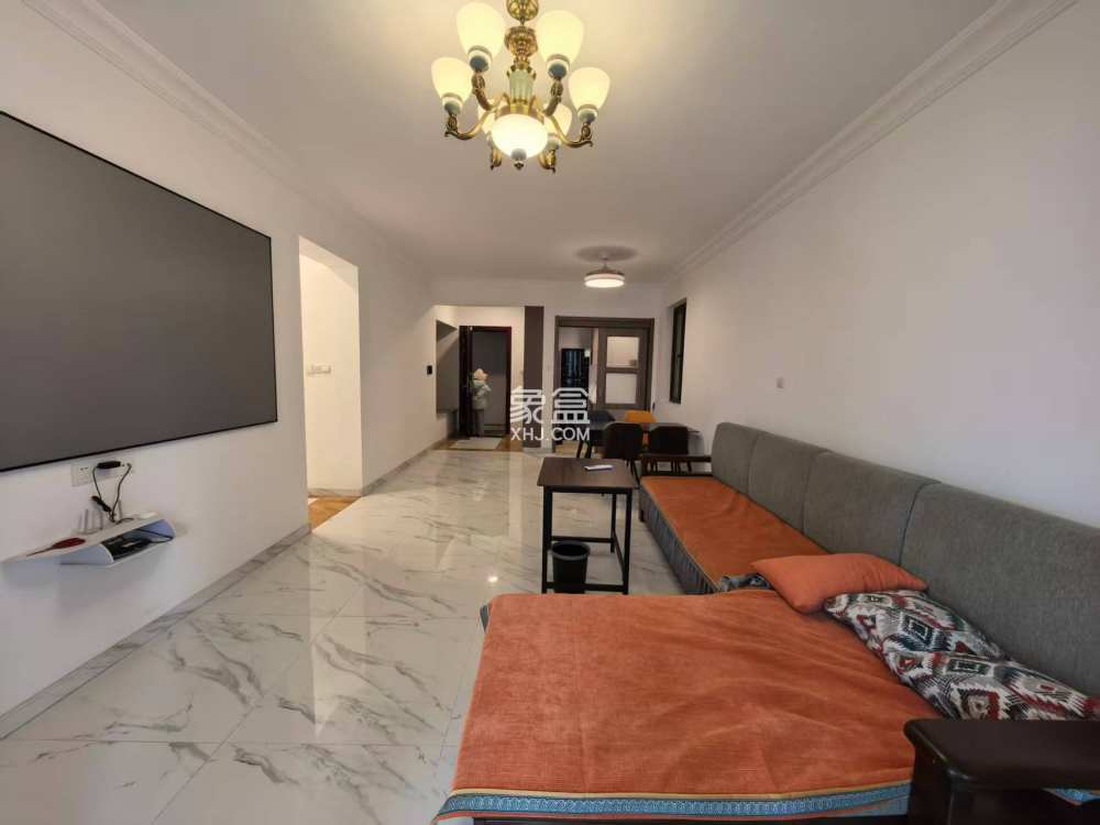 碧桂园麓府  3室2厅2卫    52.8万