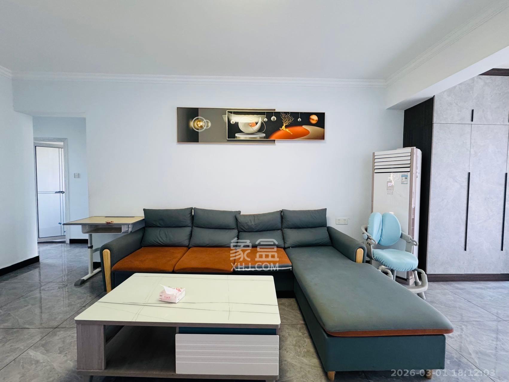 中铁西江悦一期  3室2厅2卫    2800.0元/月