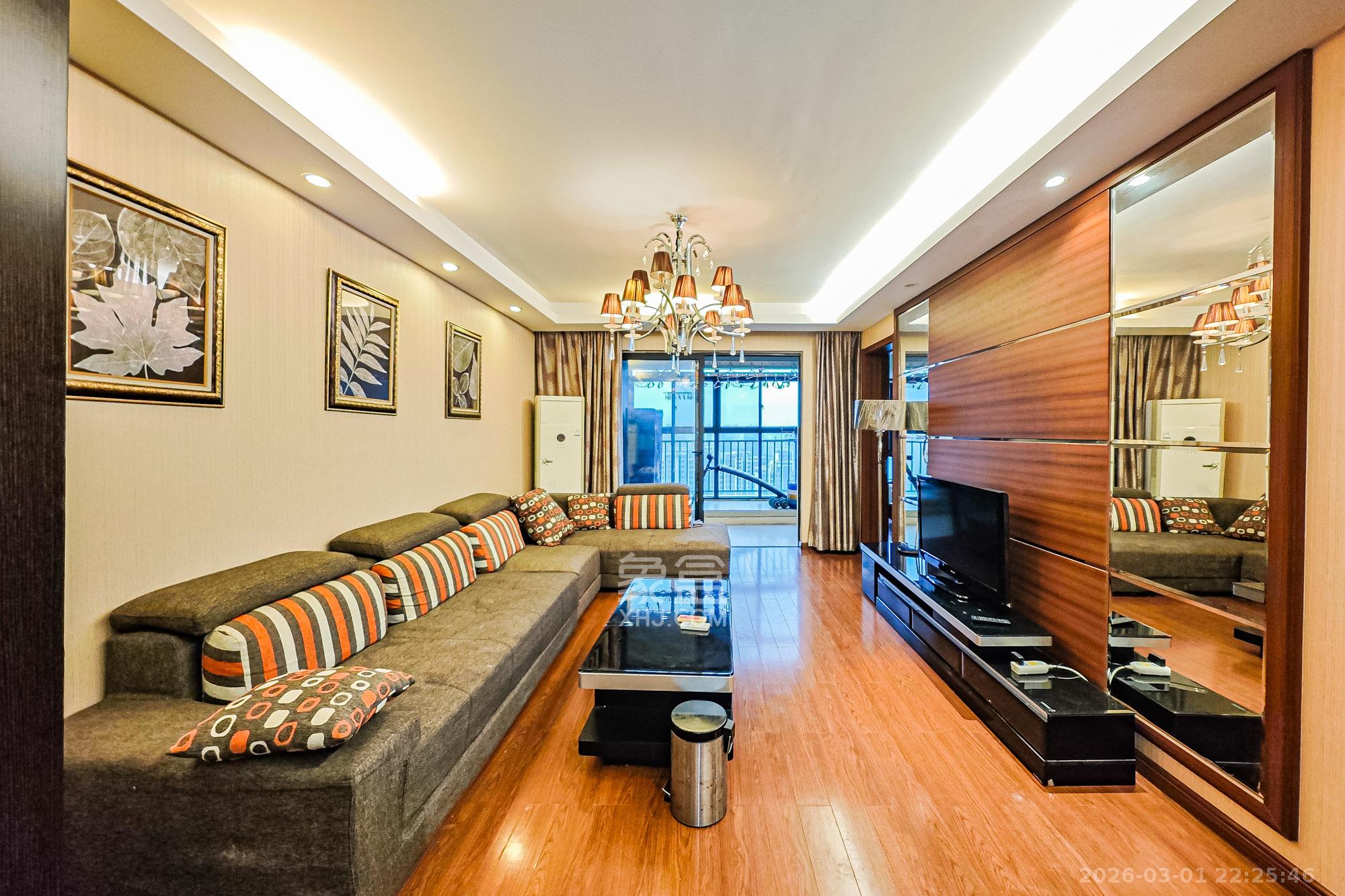 万科城  3室2厅1卫    72.0万