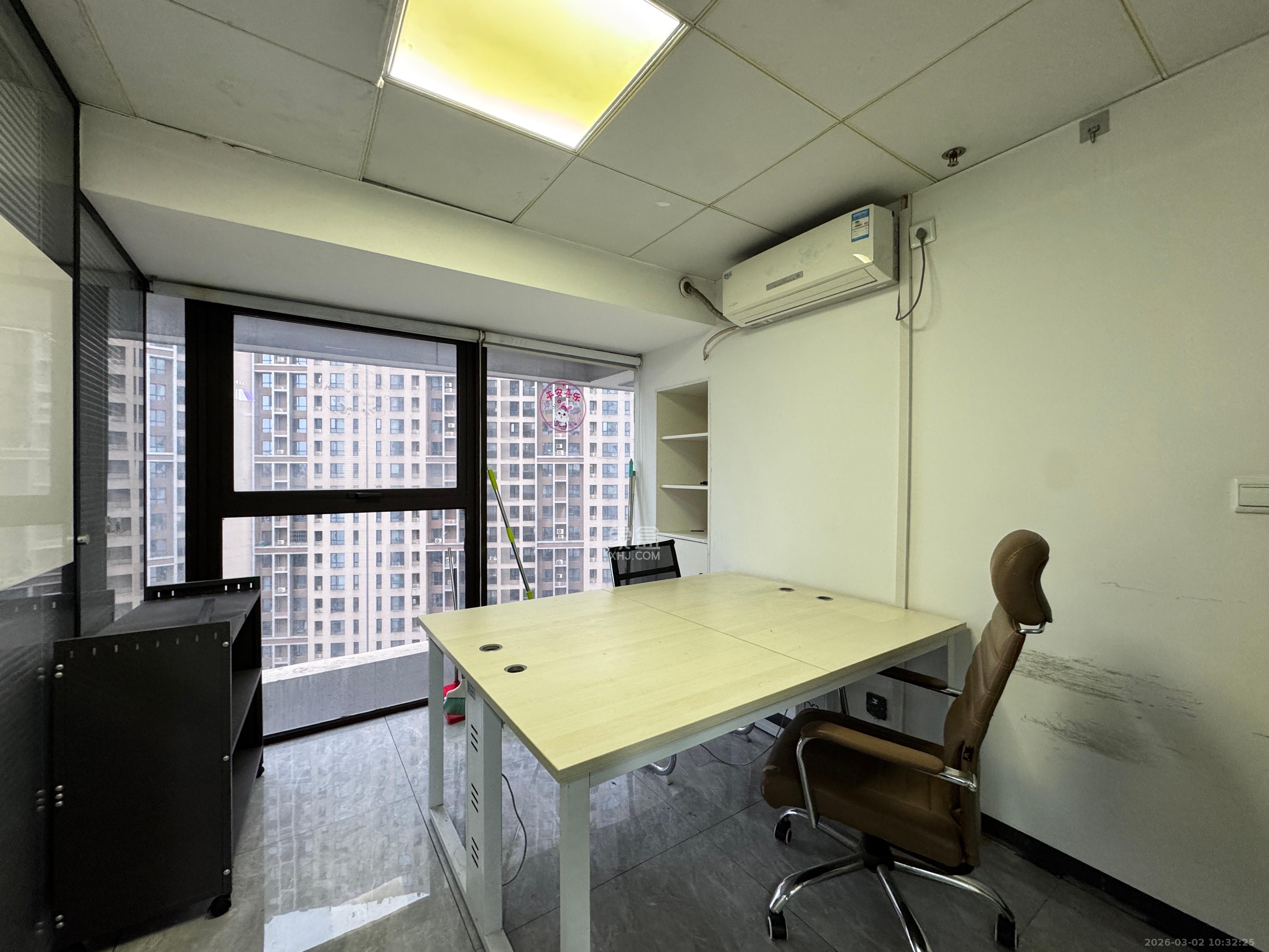 达美D6区   120.0㎡      6200.0元/月室内图