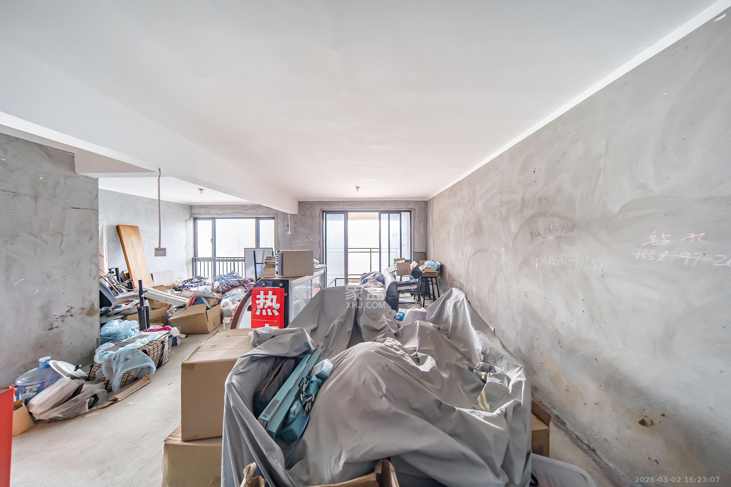 海洋半岛（月珑湾）  3室2厅1卫    70.0万