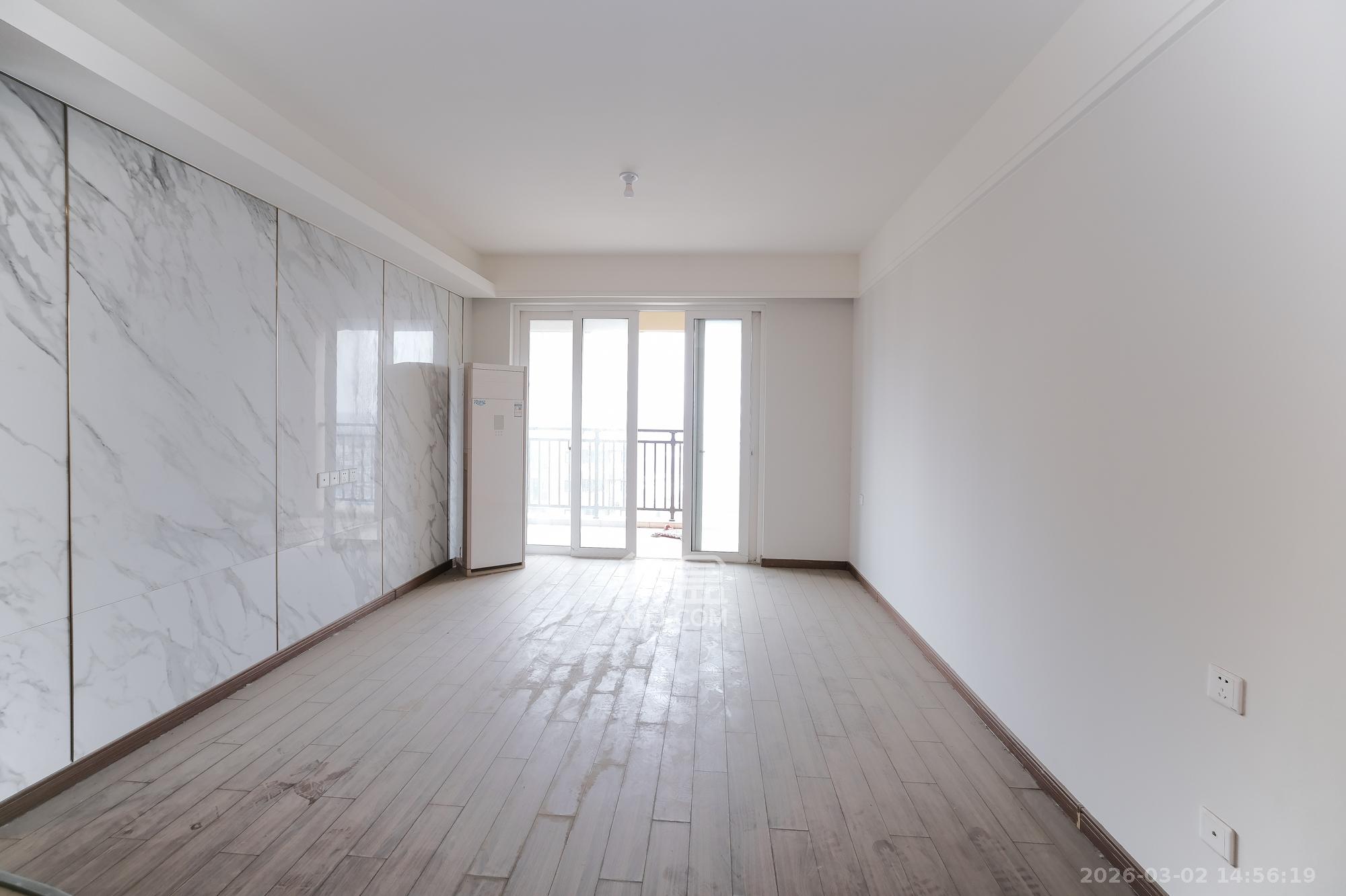 保利香槟国际E区  3室2厅2卫    79.8万