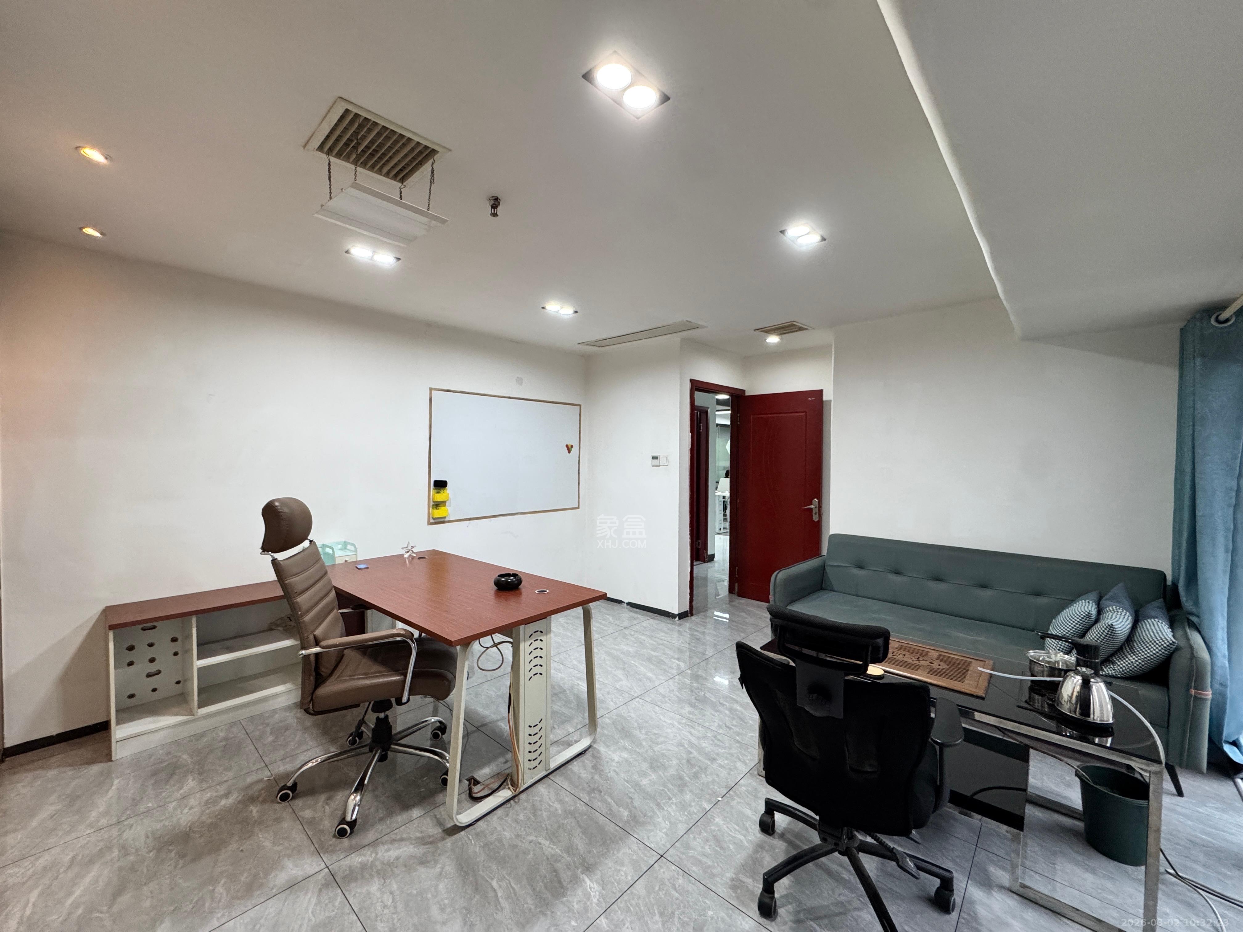 达美D6区   120.0㎡      6200.0元/月室内图