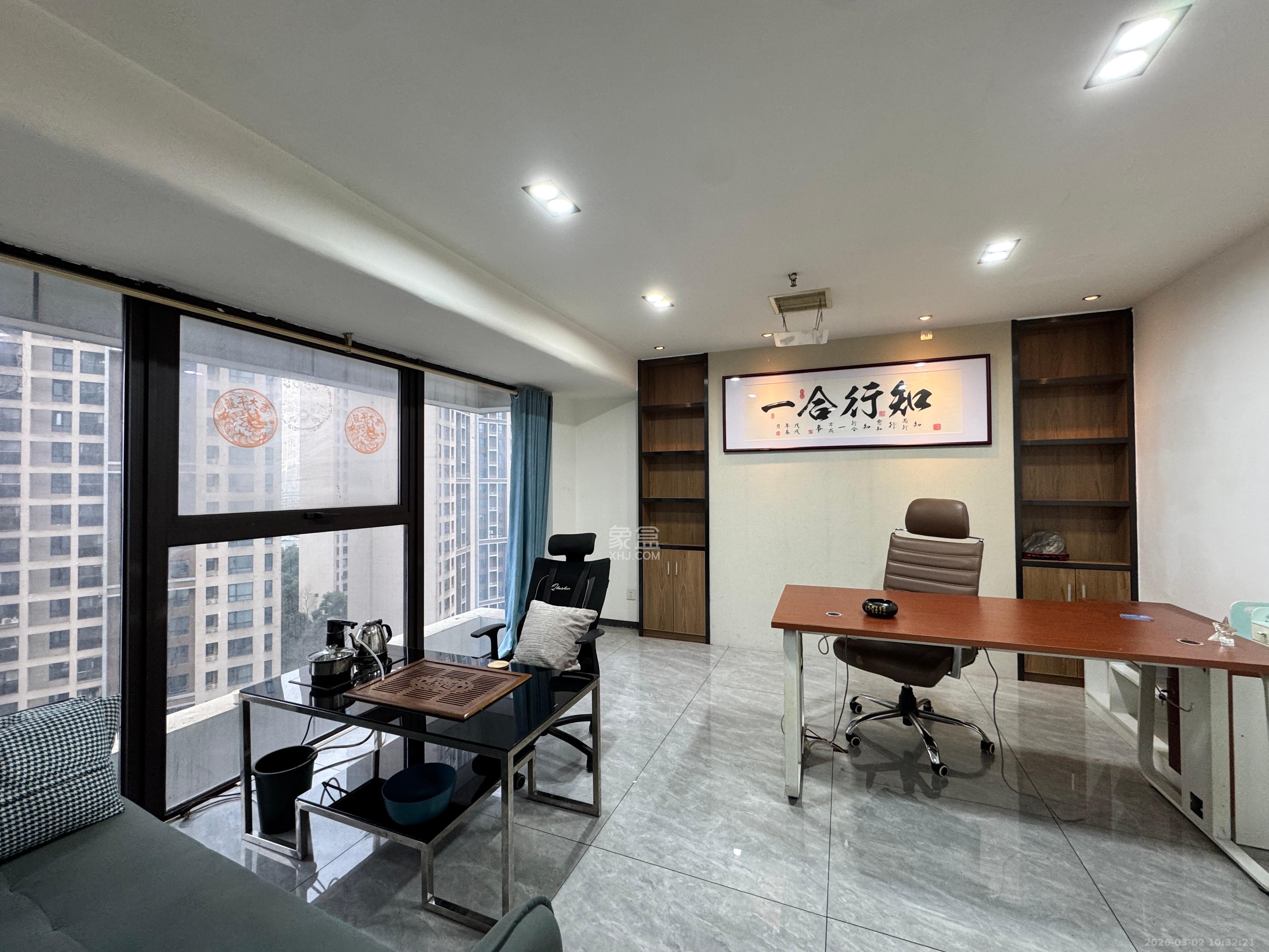 达美D6区   120.0㎡      6200.0元/月