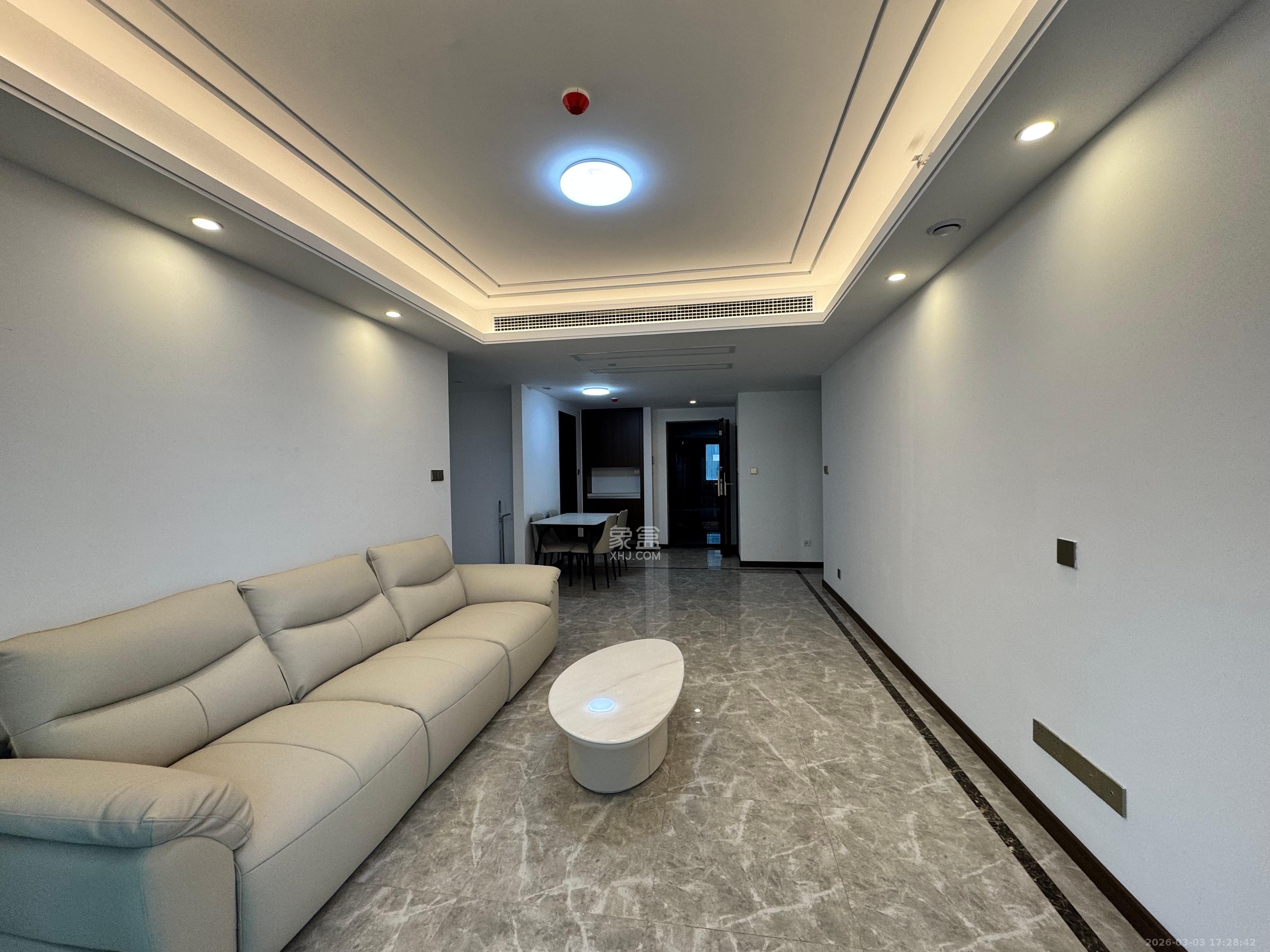 绿地长沙城际空间站（柏仕佳苑）  3室2厅1卫    3200.0元/月