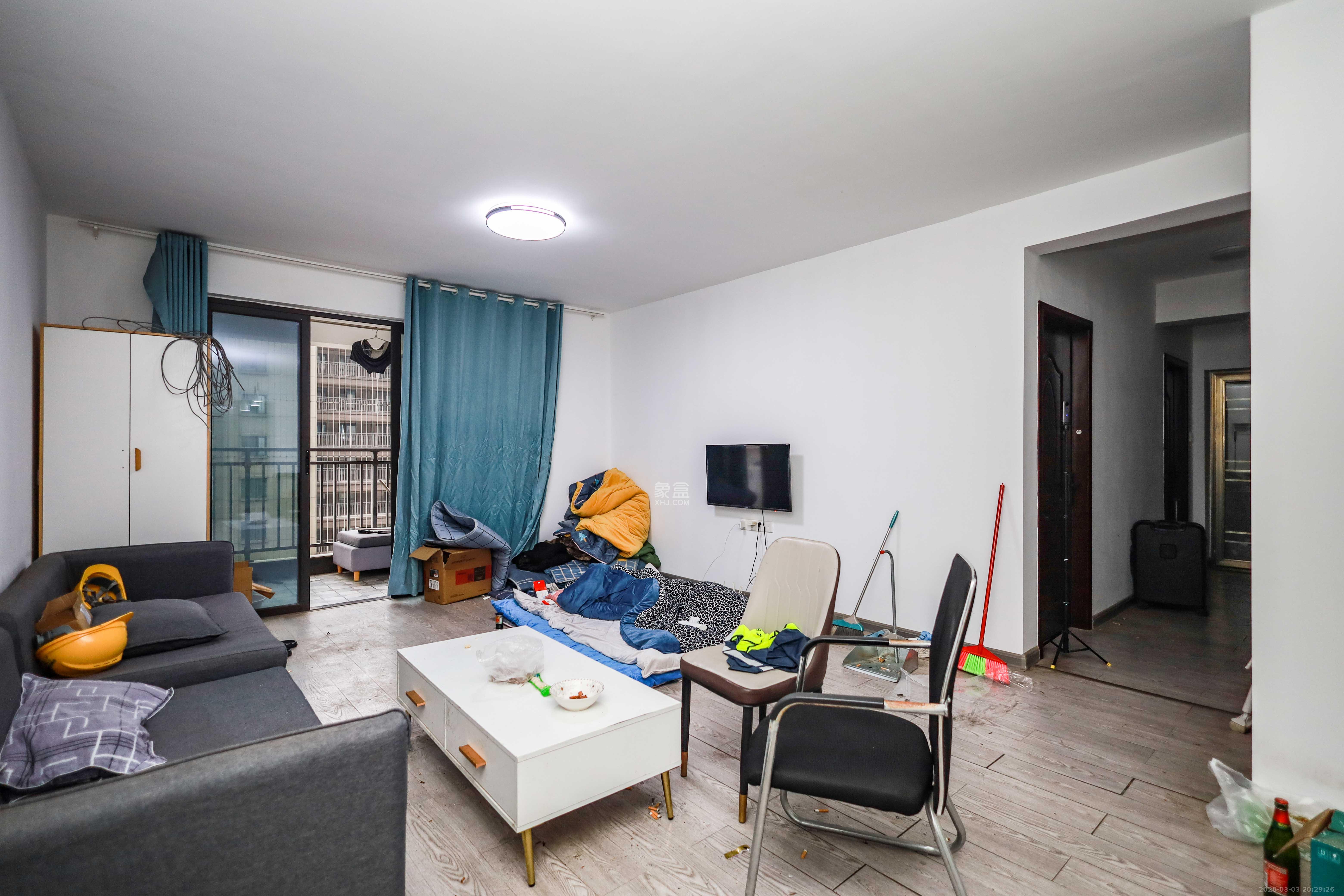 通号岭绣苑  4室2厅1卫    73.8万