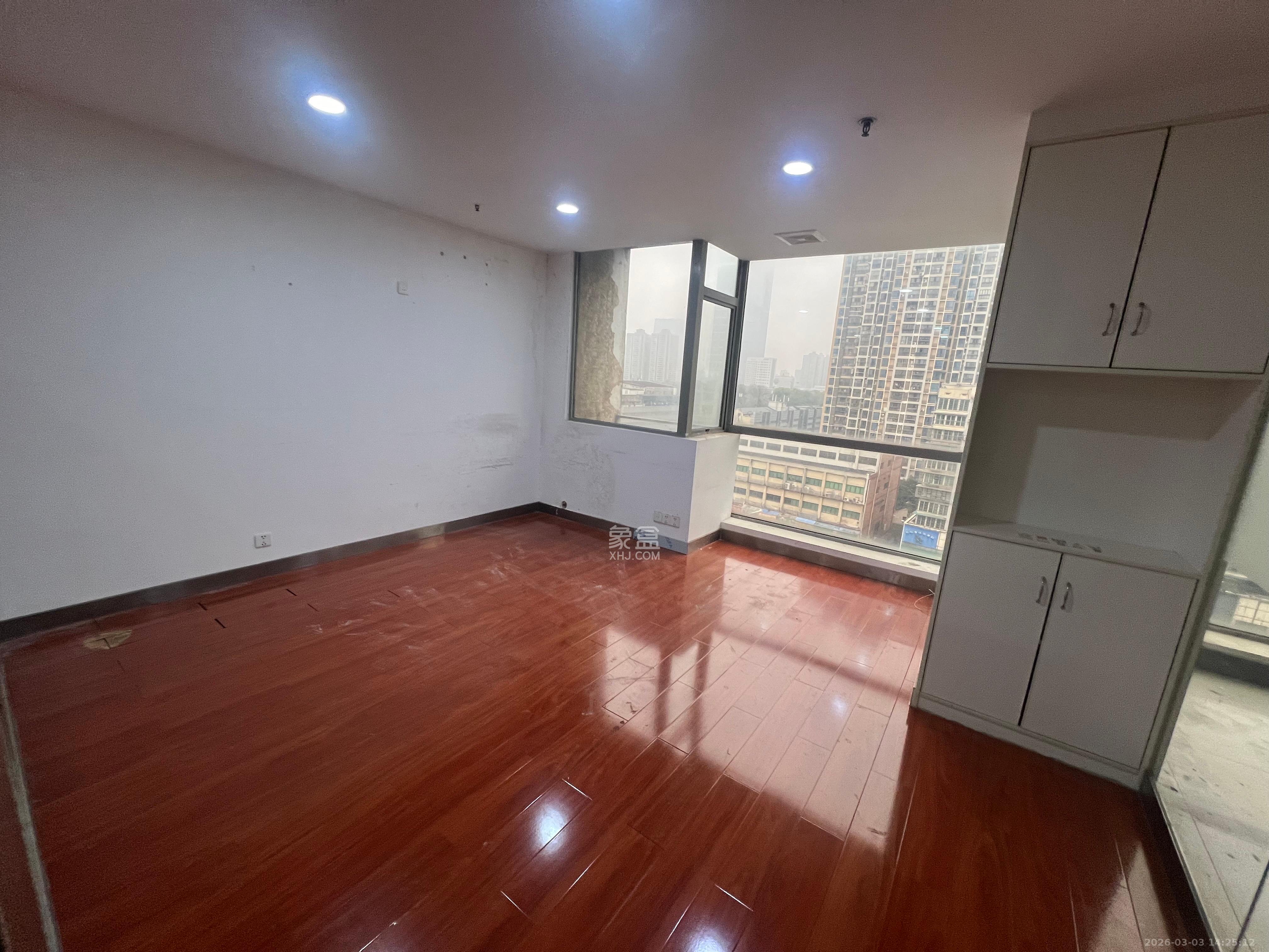 百脑汇大厦（友阿百货）   113.0㎡      3400.0元/月室内图