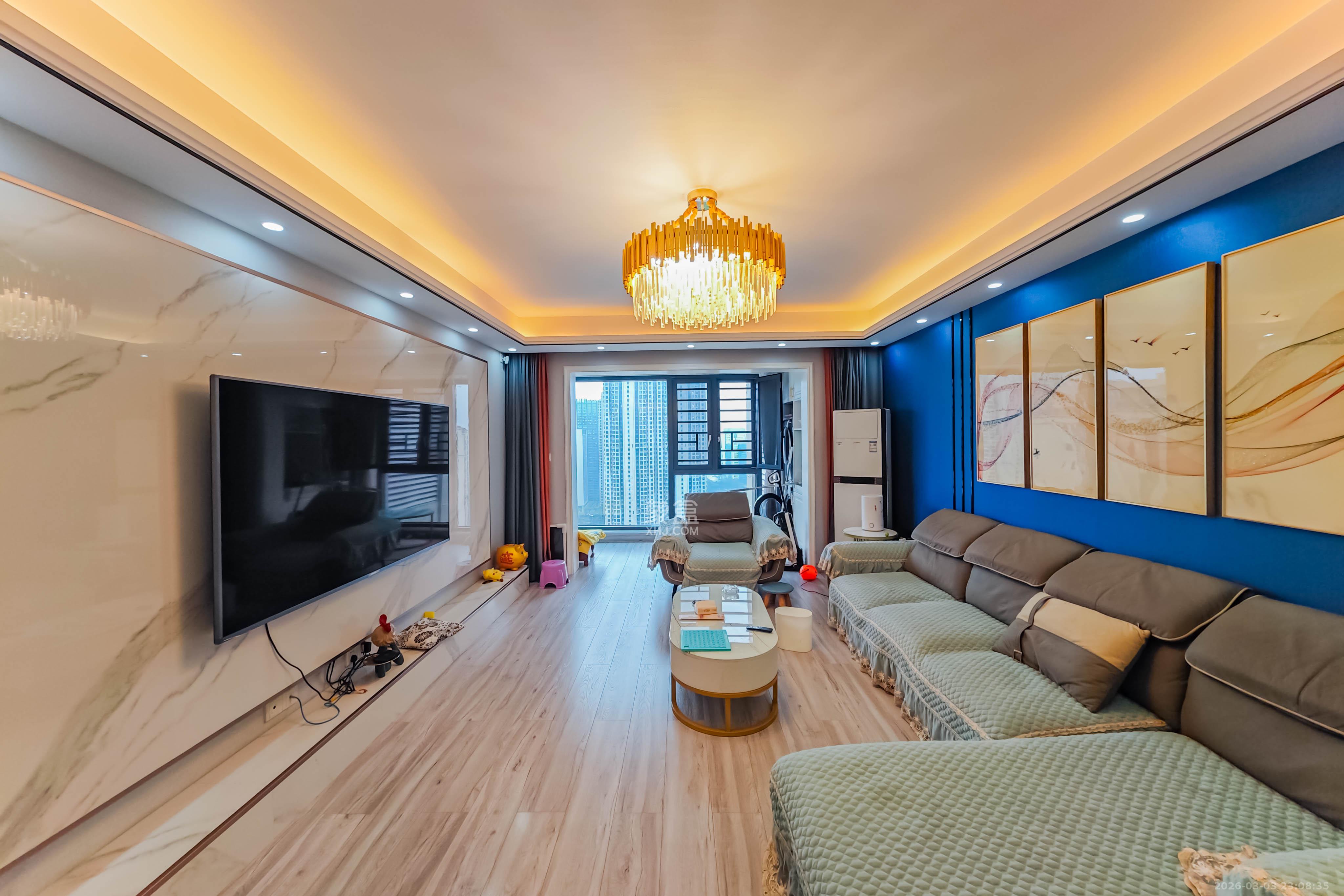 长沙高铁吾悦广场  3室2厅2卫    145.0万