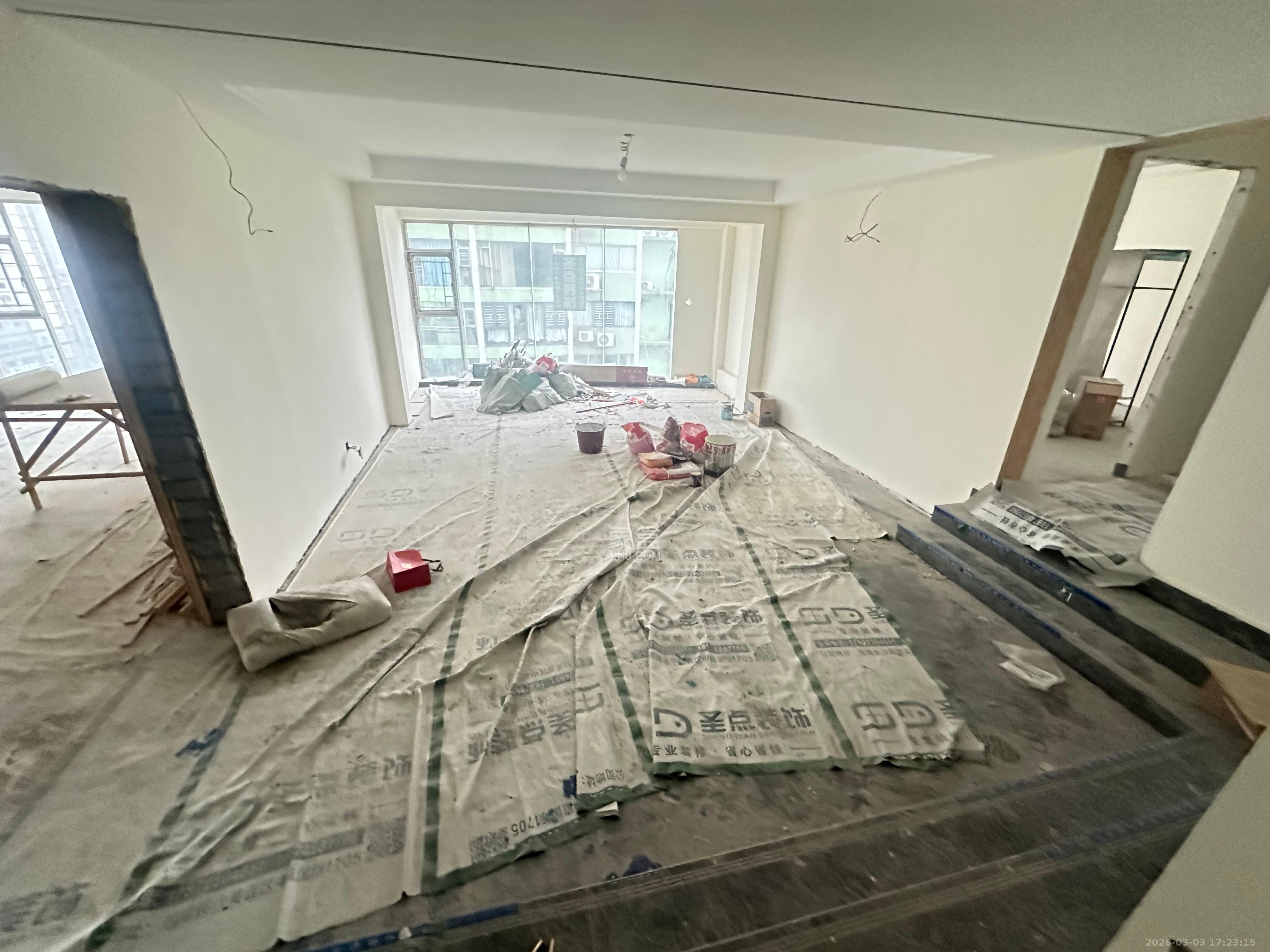 东方之珠  1室0厅0卫    6800.0元/月