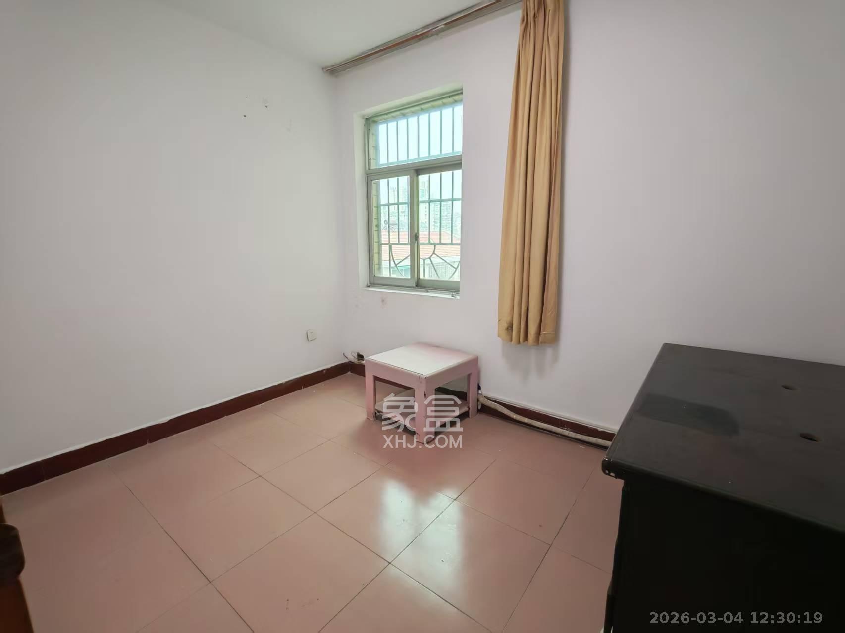 晟利隆小区   160.0㎡      1800.0元/月室内图