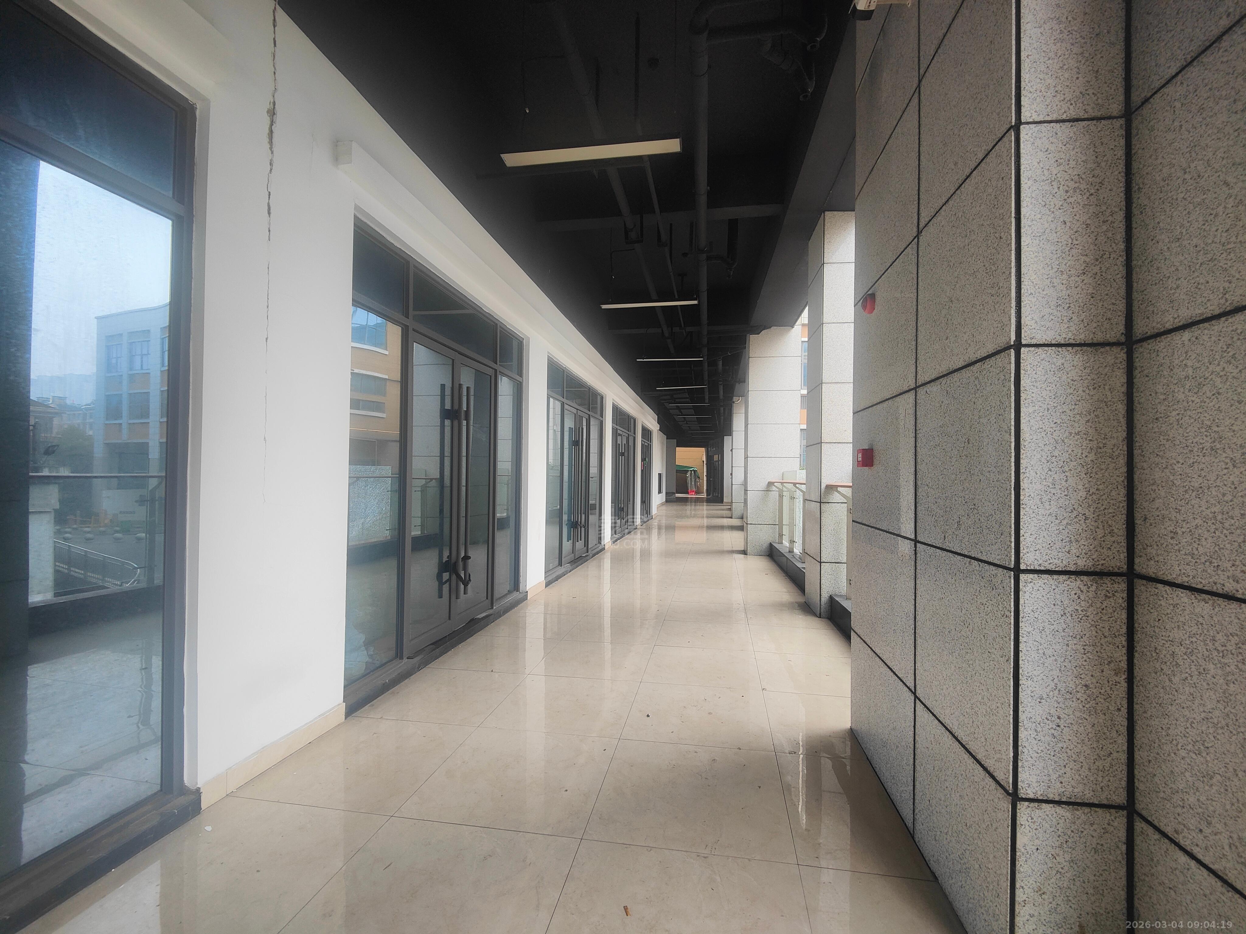 尚格广场   27.74㎡      1500.0元/月