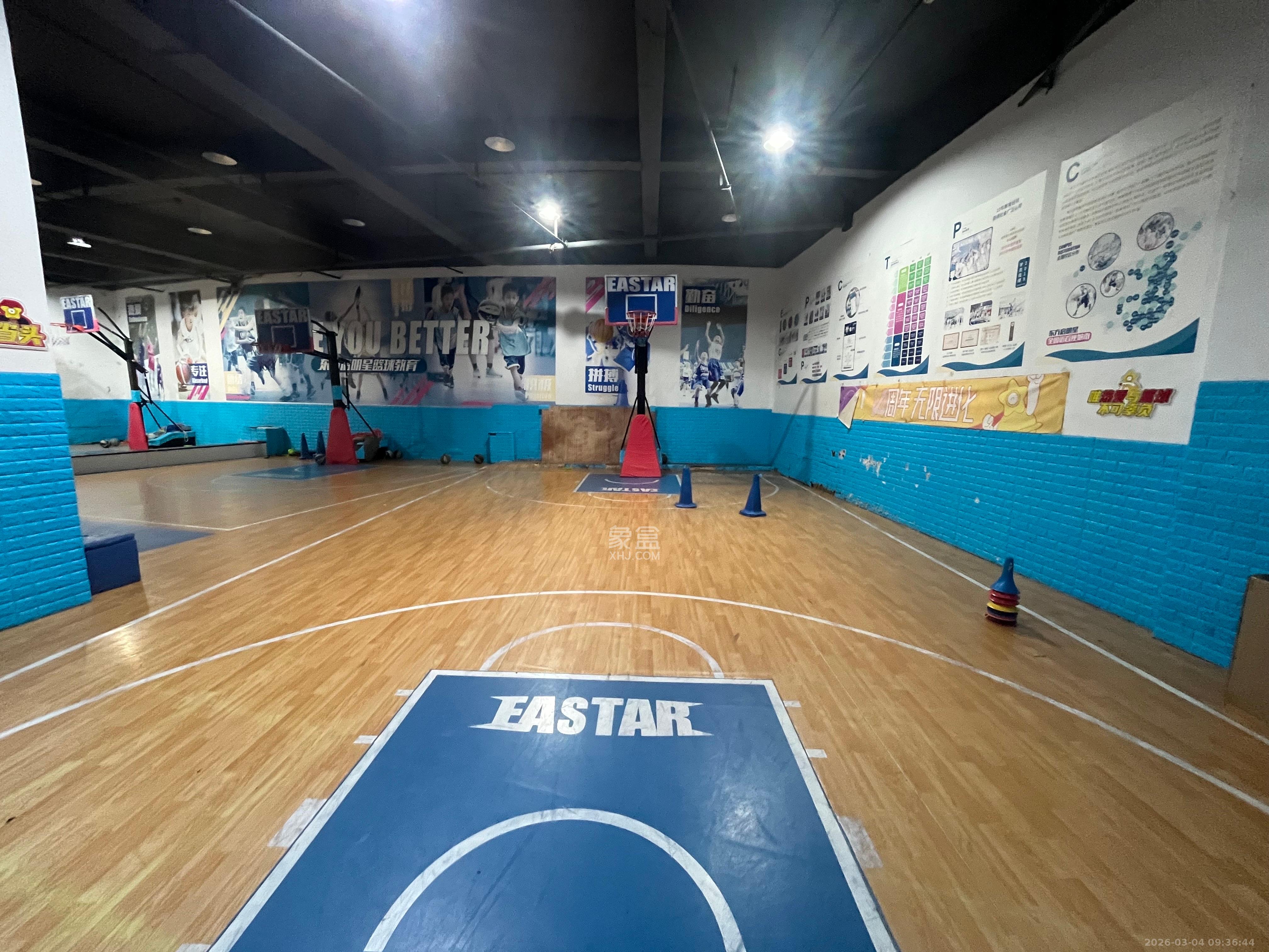 上河国际C区   300.0㎡      3000.0元/月室内图