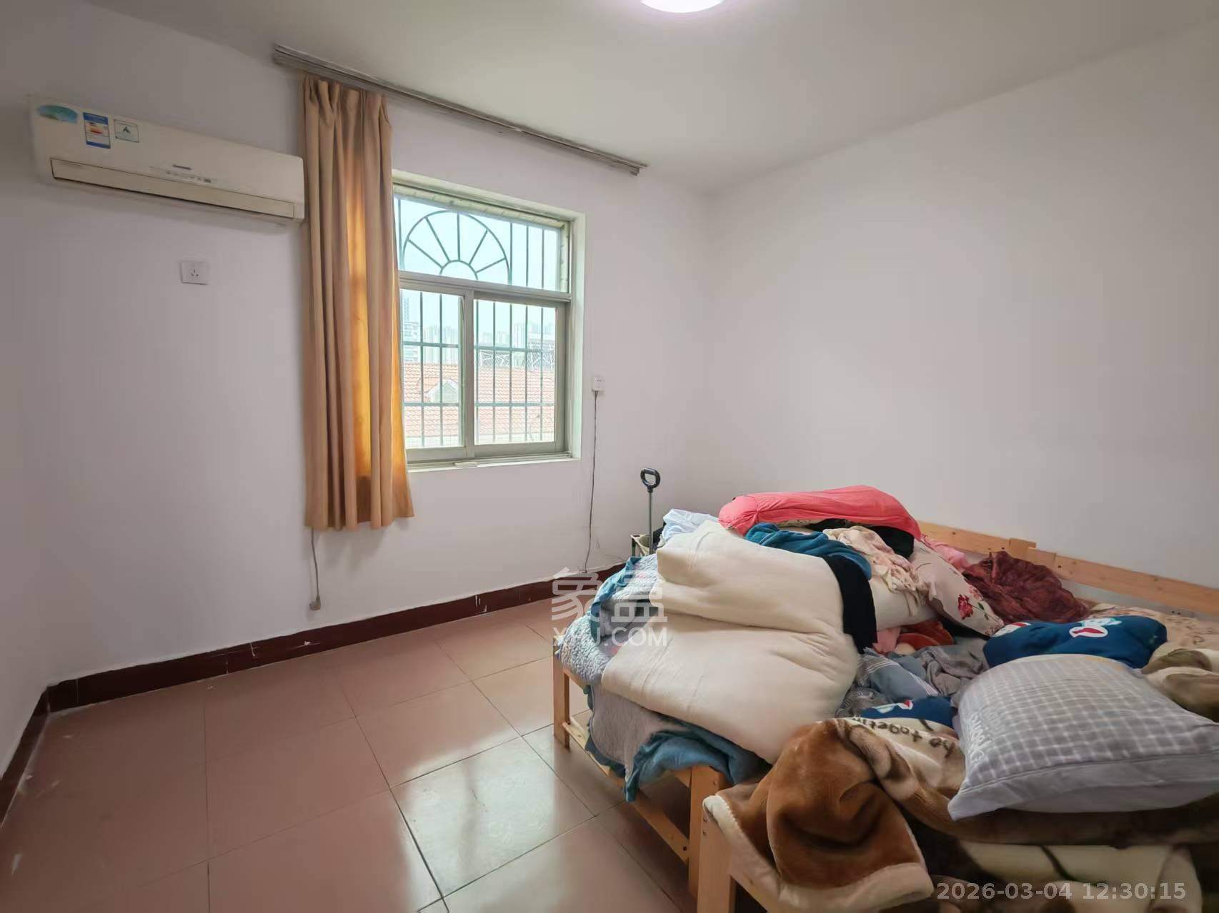 晟利隆小区   160.0㎡      1800.0元/月室内图