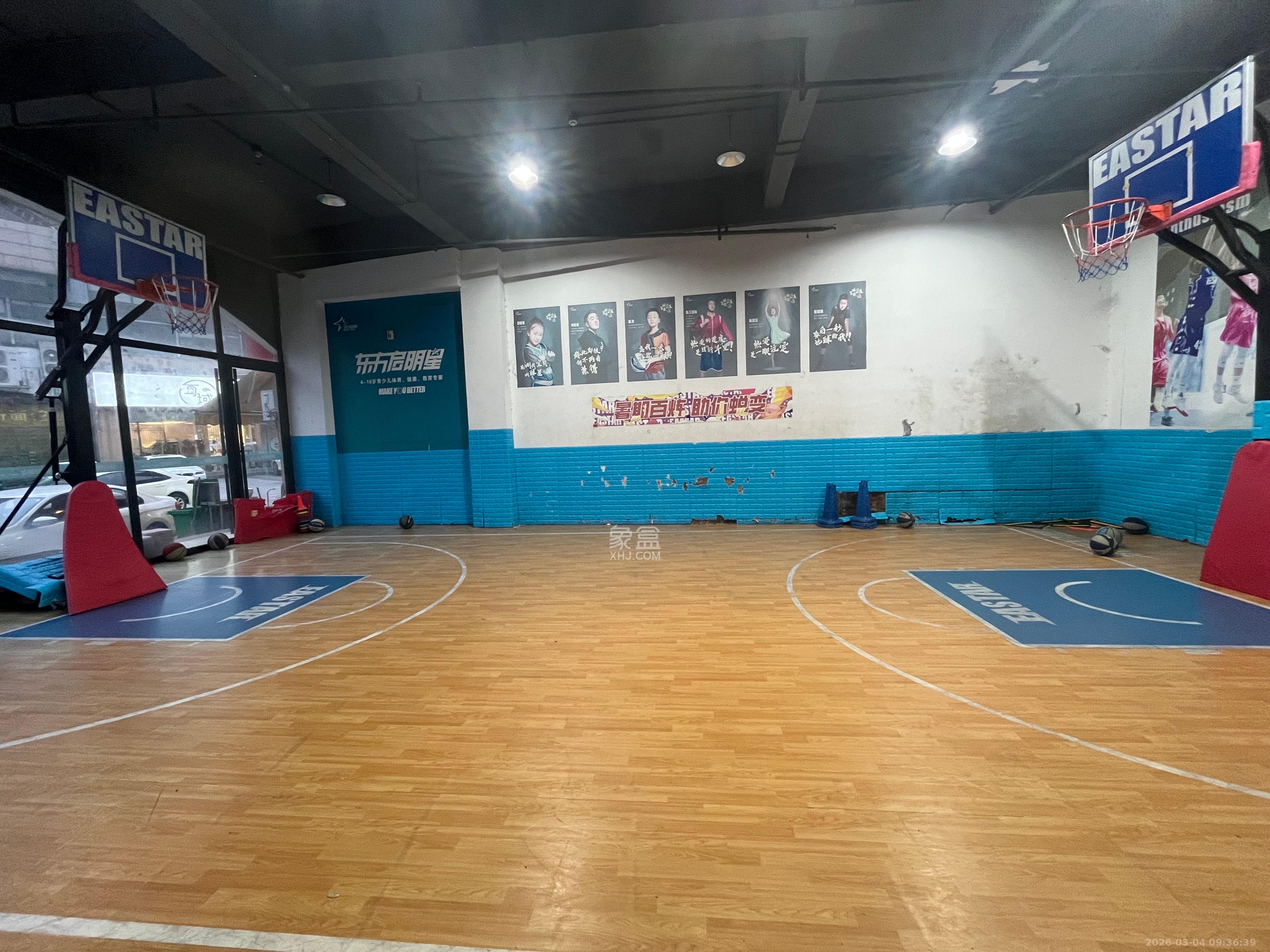 上河国际C区   300.0㎡      3000.0元/月室内图